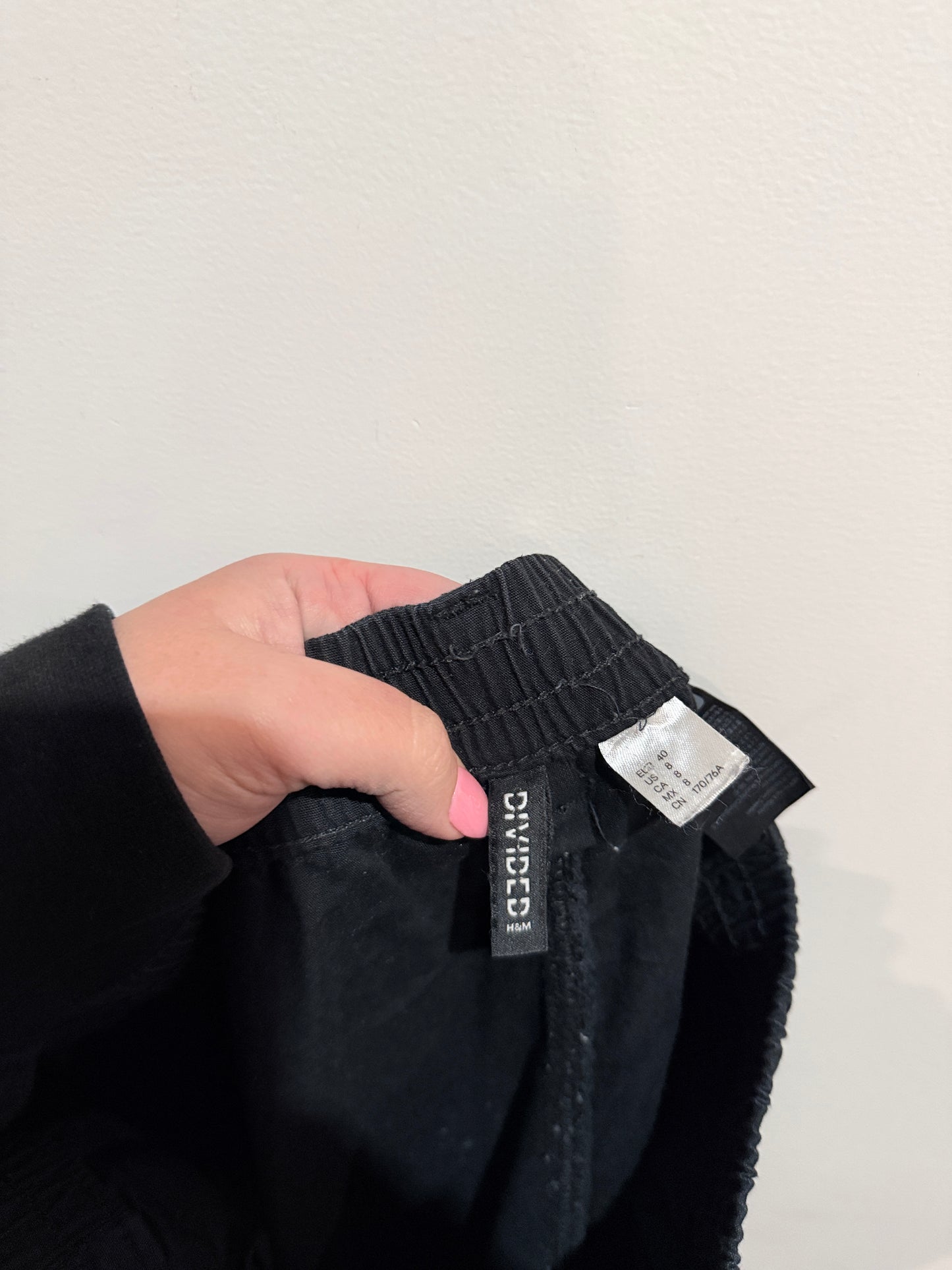 H & M Divided Parachute Cargo Pants Size 40