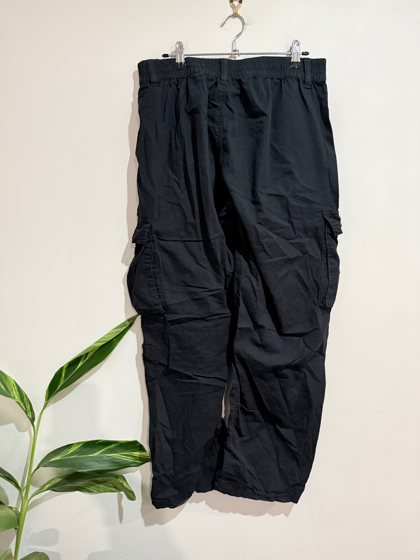 H & M Divided Parachute Cargo Pants Size 40