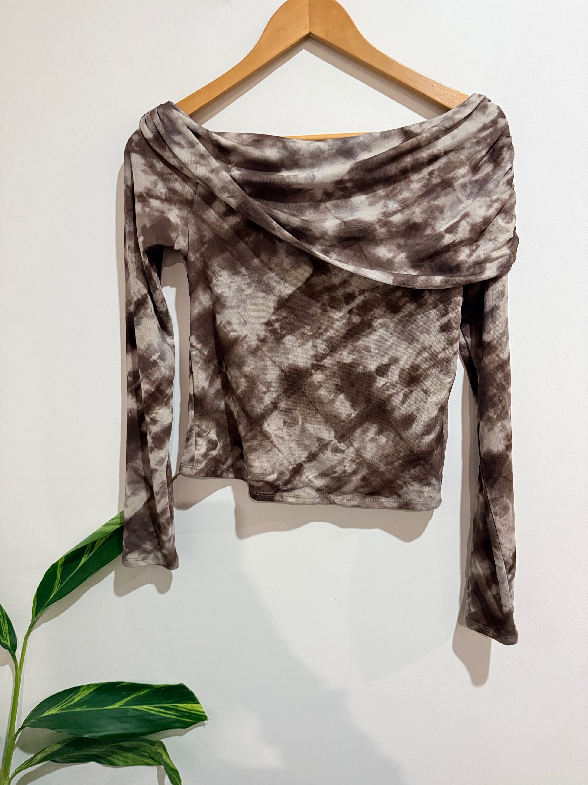 Glassons Off-the-shoulder Long Sleeve Top Size M