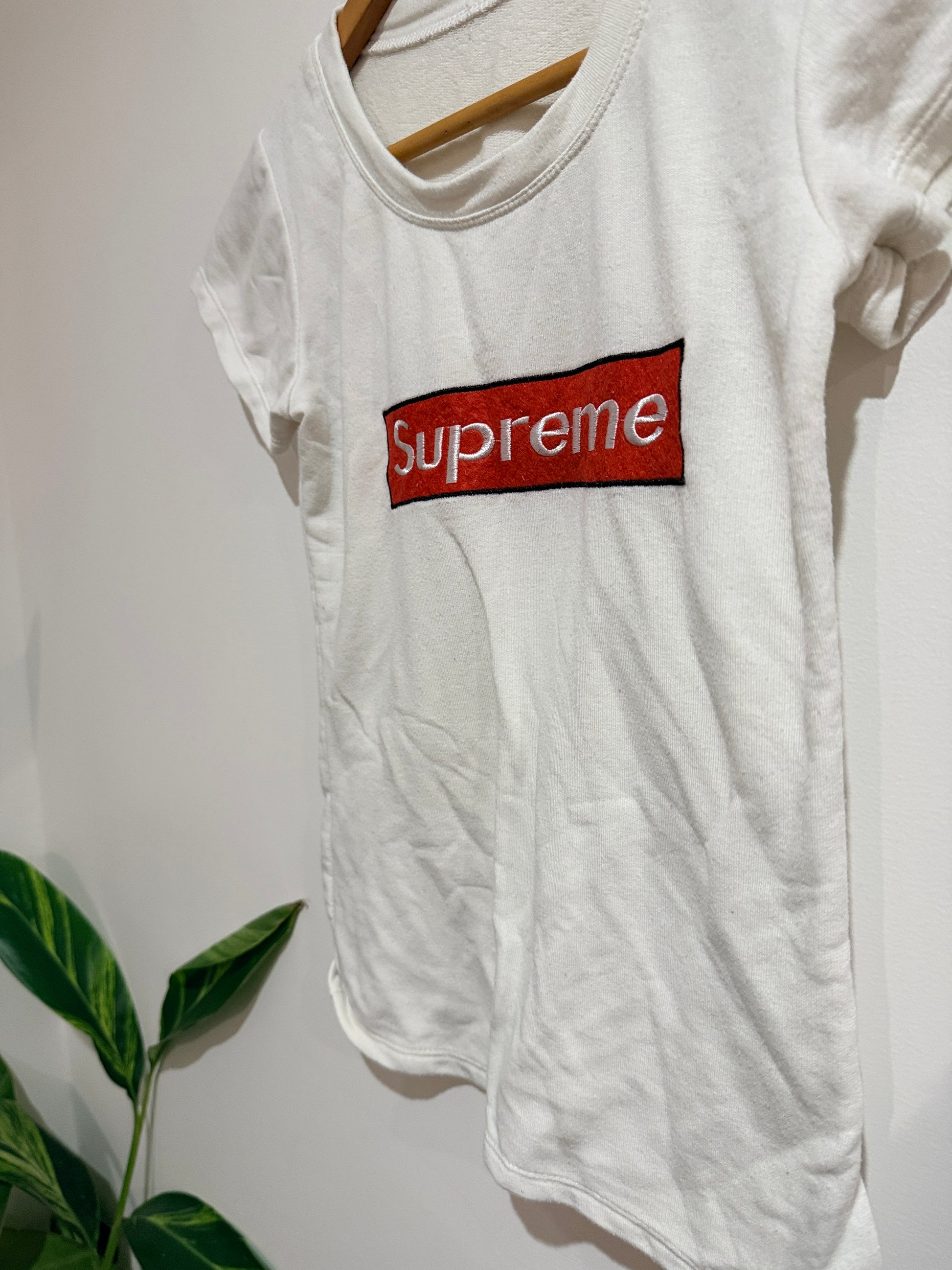 Brand Unknown Supreme Box Logo T-shirt Size U/Arm to U/Arm 40cm