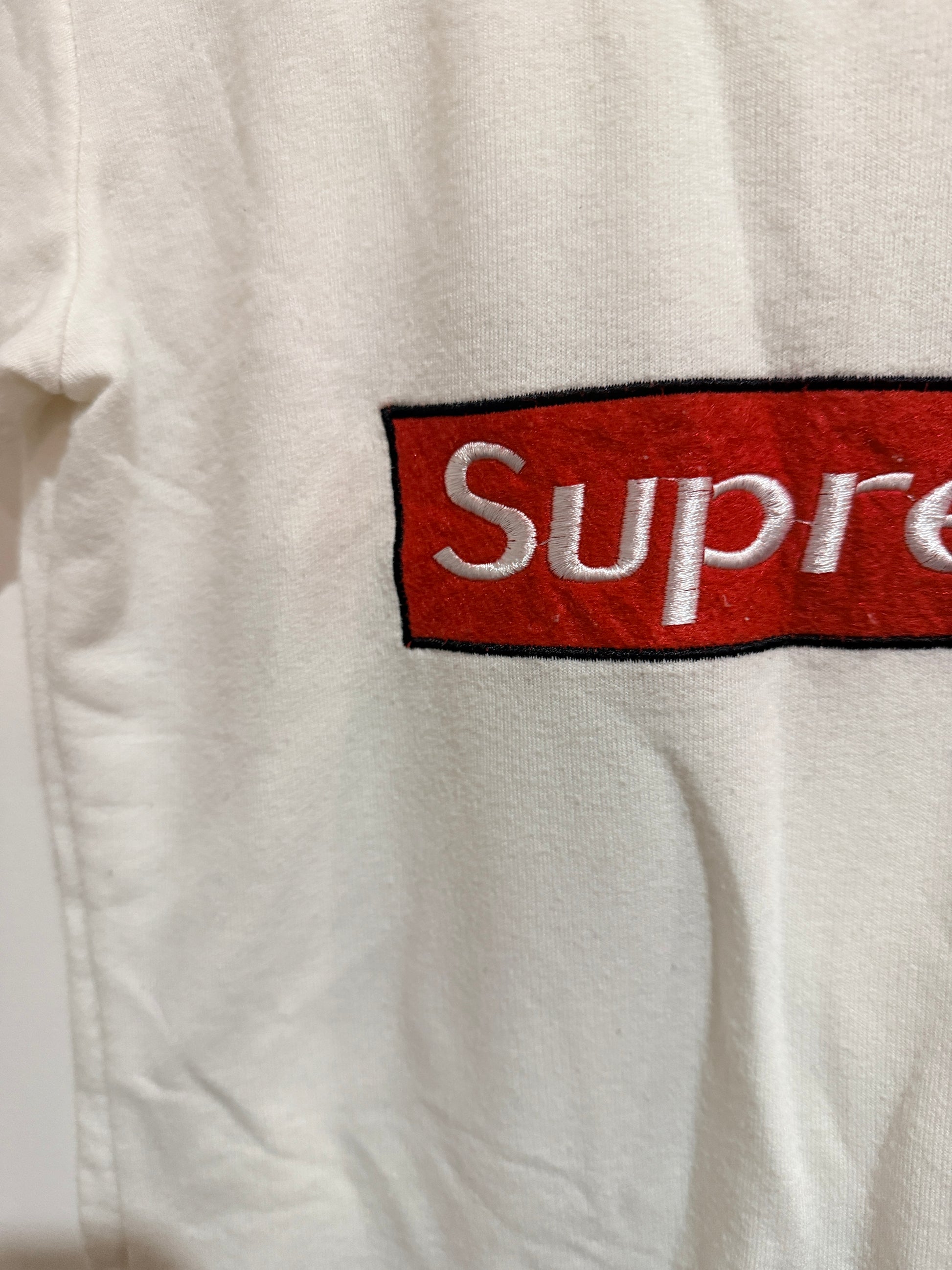 Brand Unknown Supreme Box Logo T-shirt Size U/Arm to U/Arm 40cm