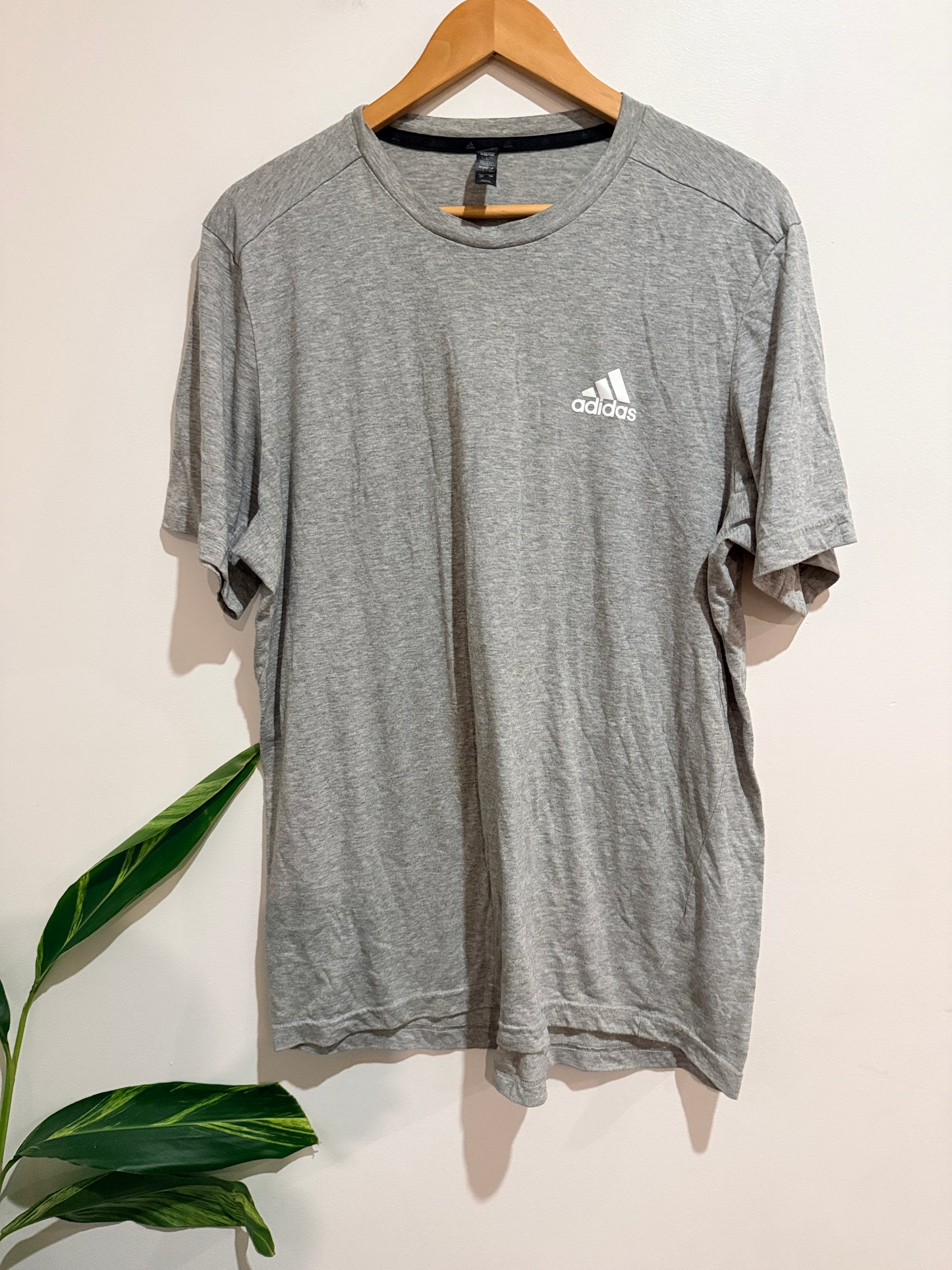 Adidas Training Top Size L