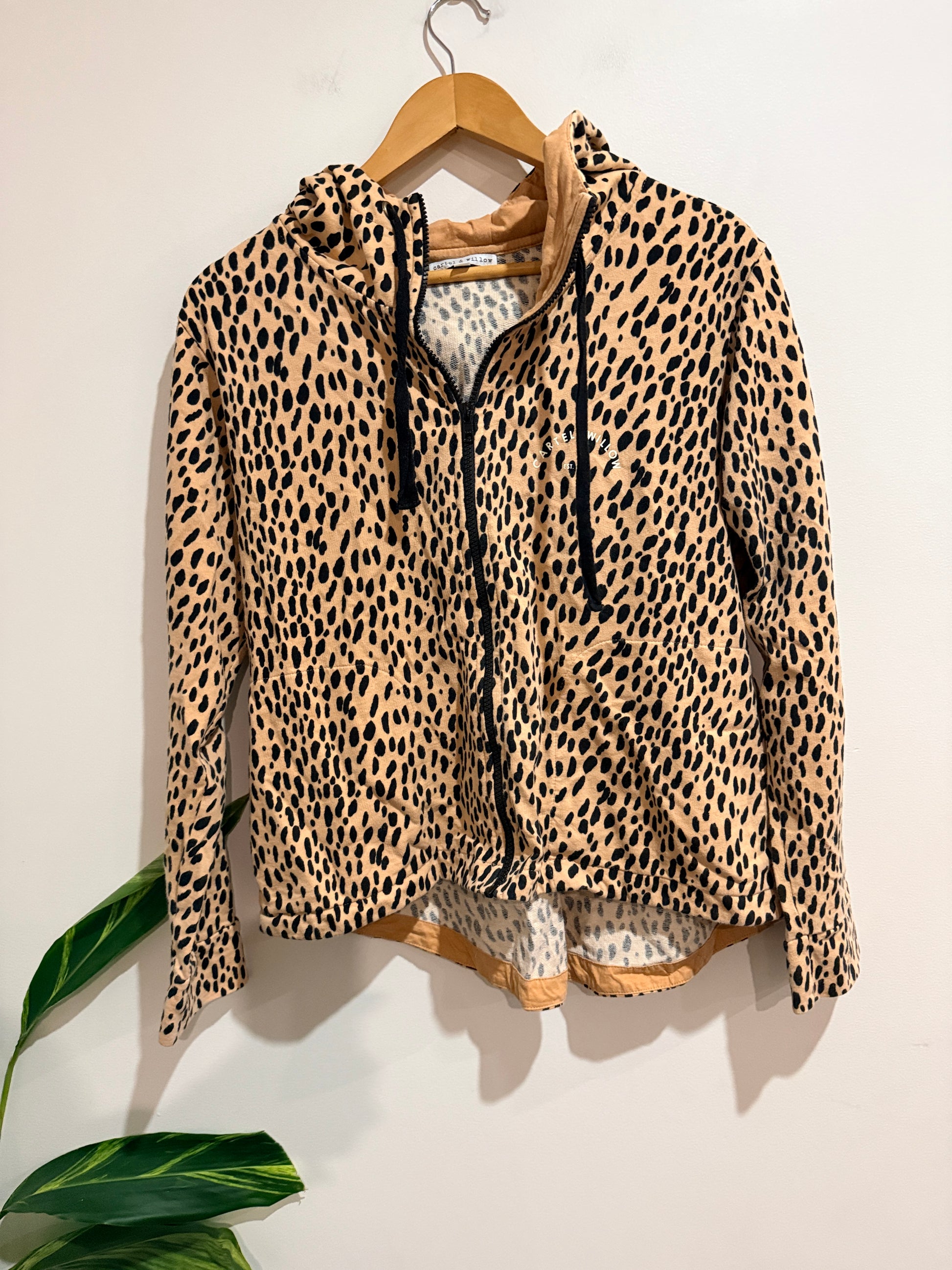 Cartel And Willow Zip-up Hoodie Size M