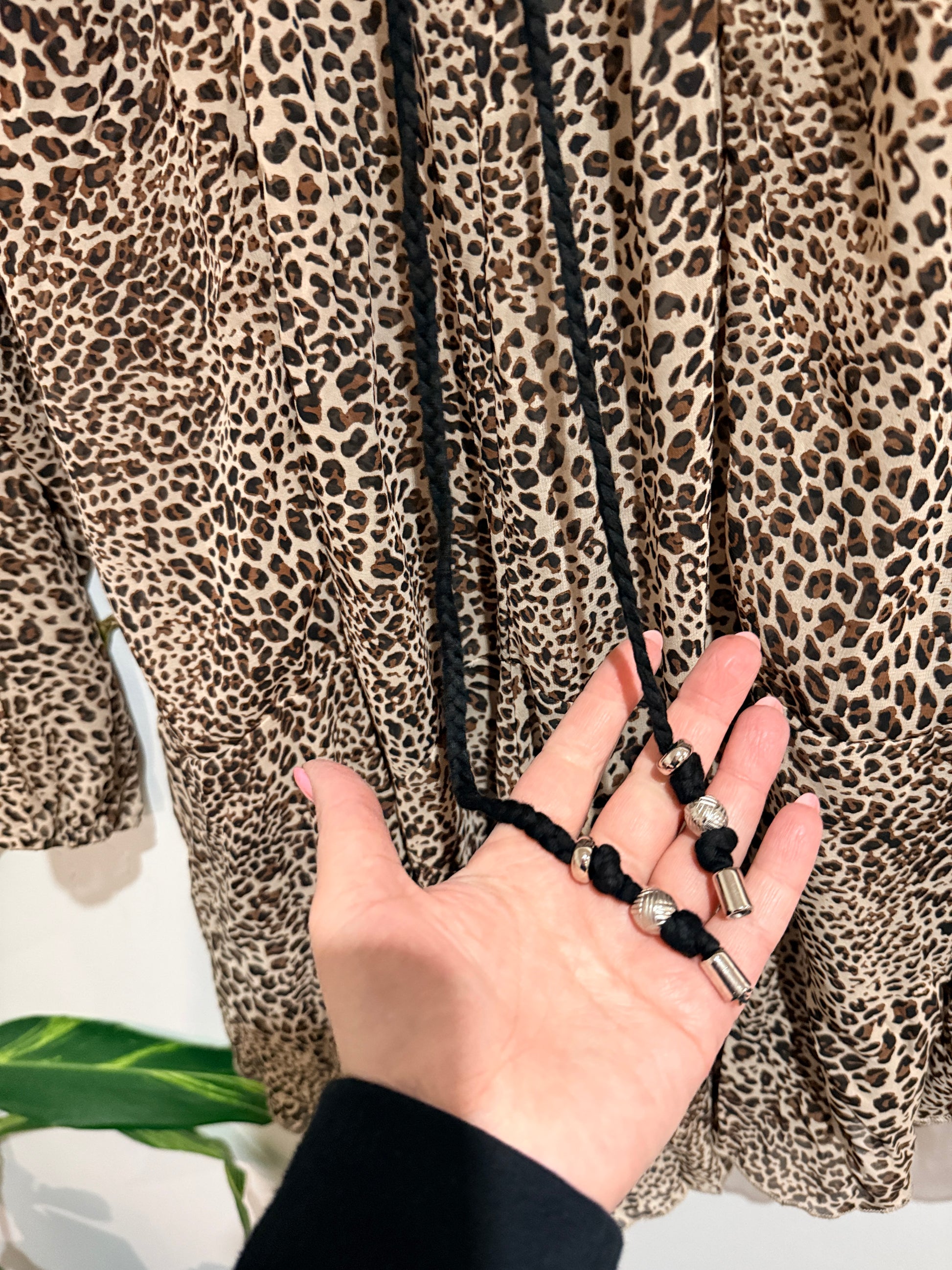 Jetblonde Leopard Print Shirt Size 10