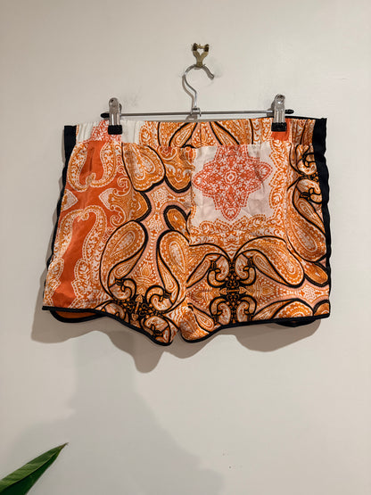 Morgan Paisley Print Shorts Size 40 | Waist 82cm