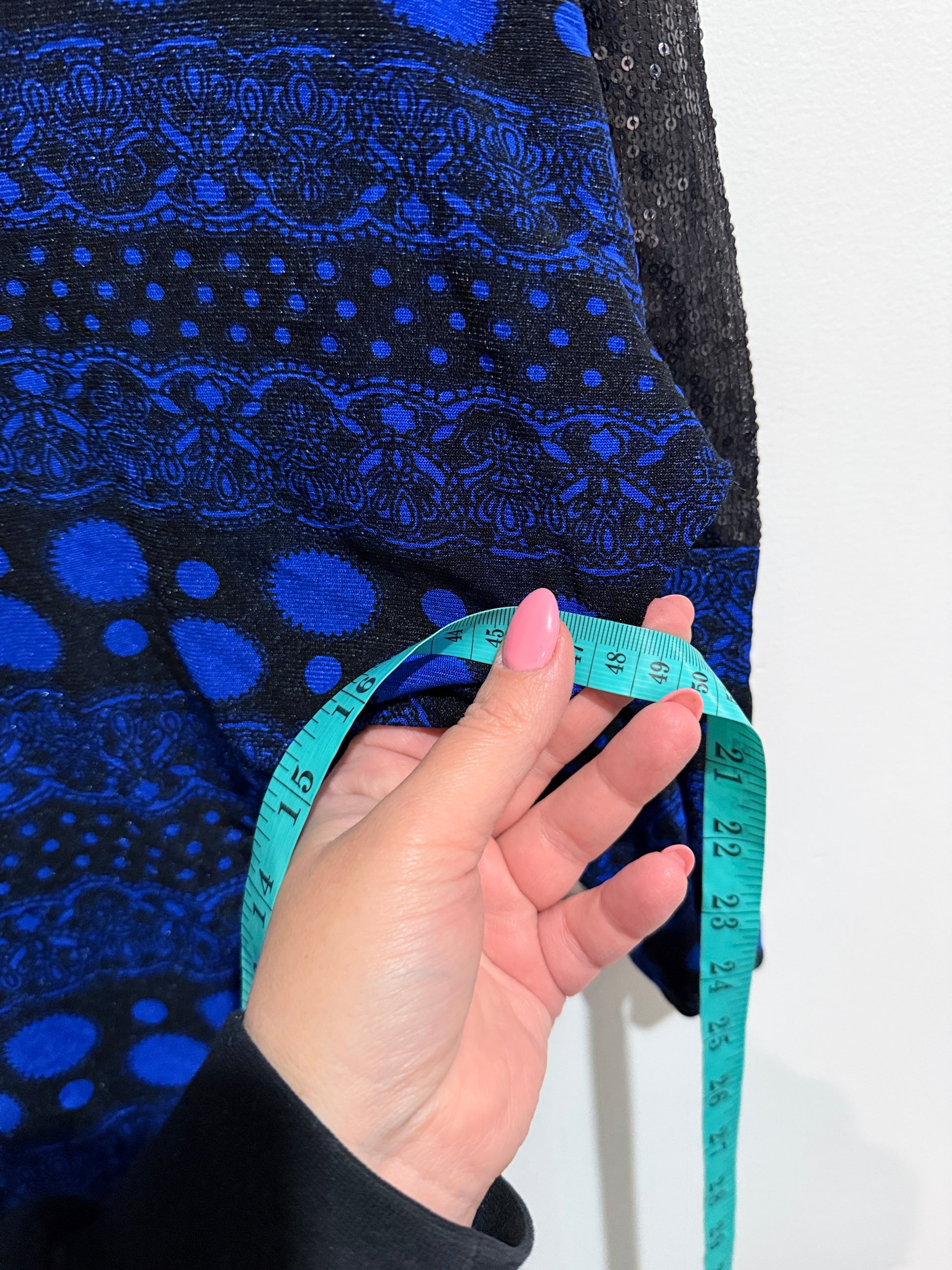 Kat-e Geometric Dot Knit Top Size U/Arm to U/Arm 49cm