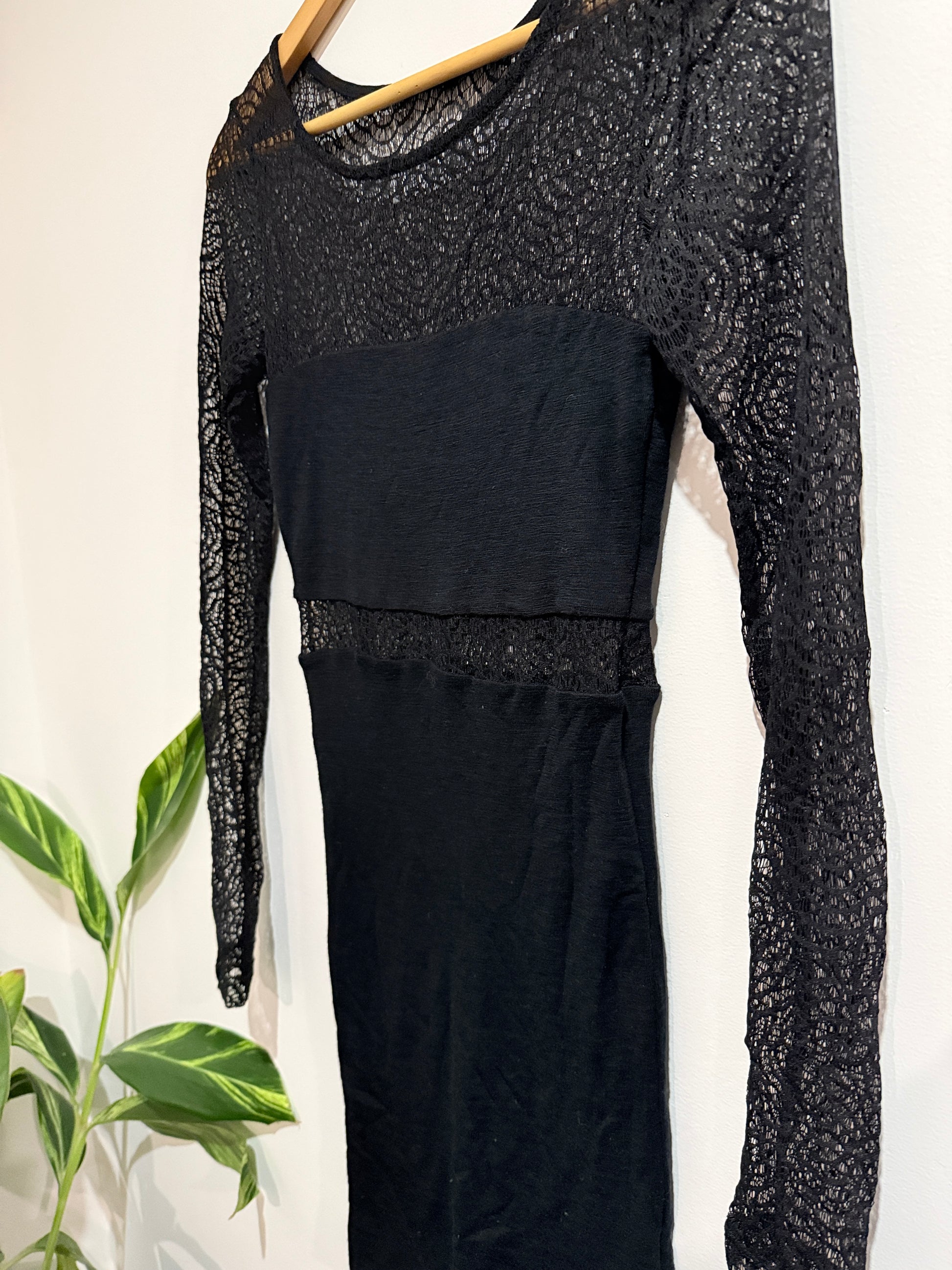 Kookai Bodycon Mini Dress Size U/Arm to U/Arm 35cm