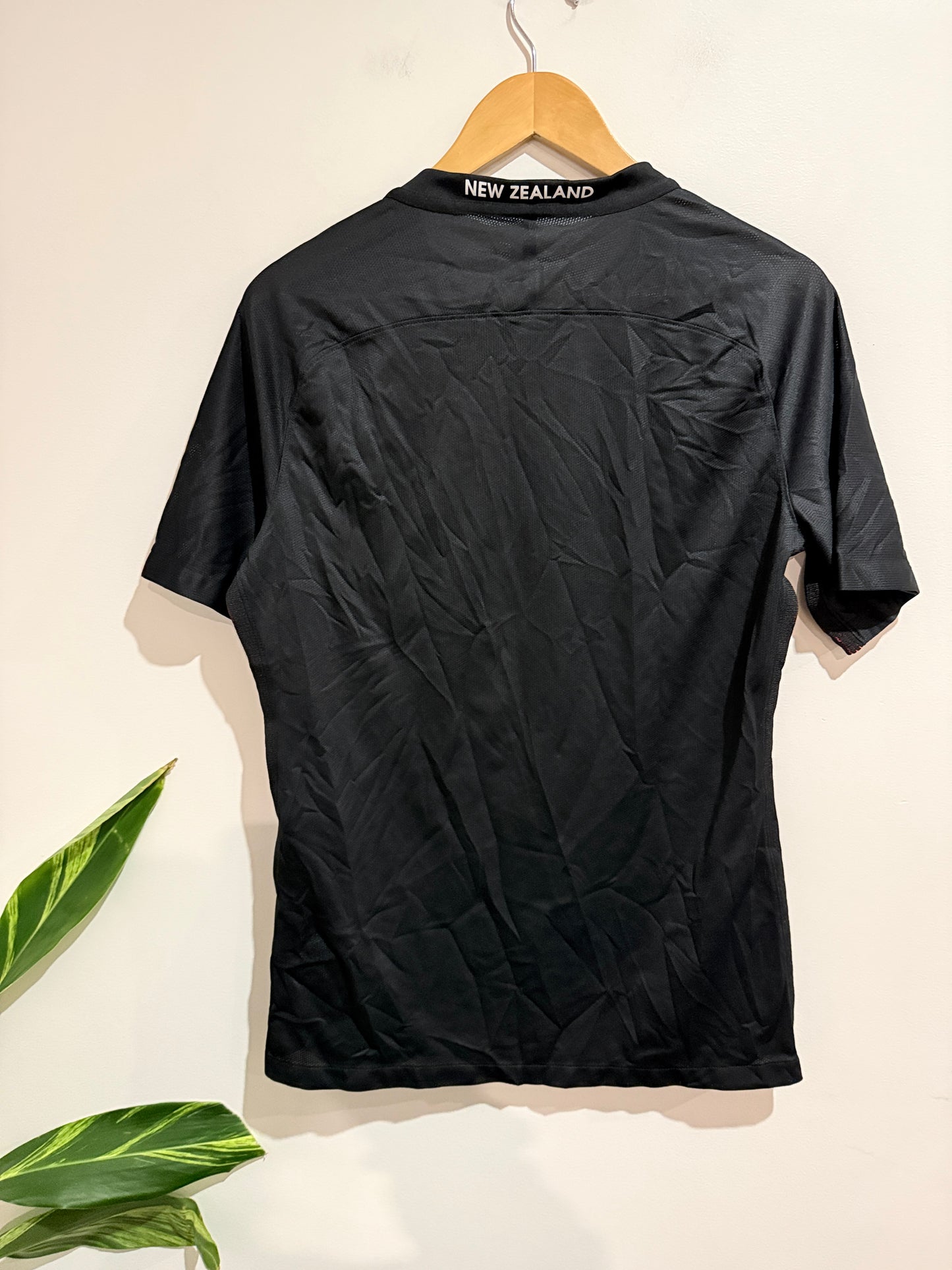 Nike Short-sleeve Running Top Size U/Arm to U/Arm 52cm