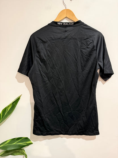 Nike Short-sleeve Running Top Size U/Arm to U/Arm 52cm