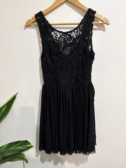 Doll House Sleeveless Dress Size 10