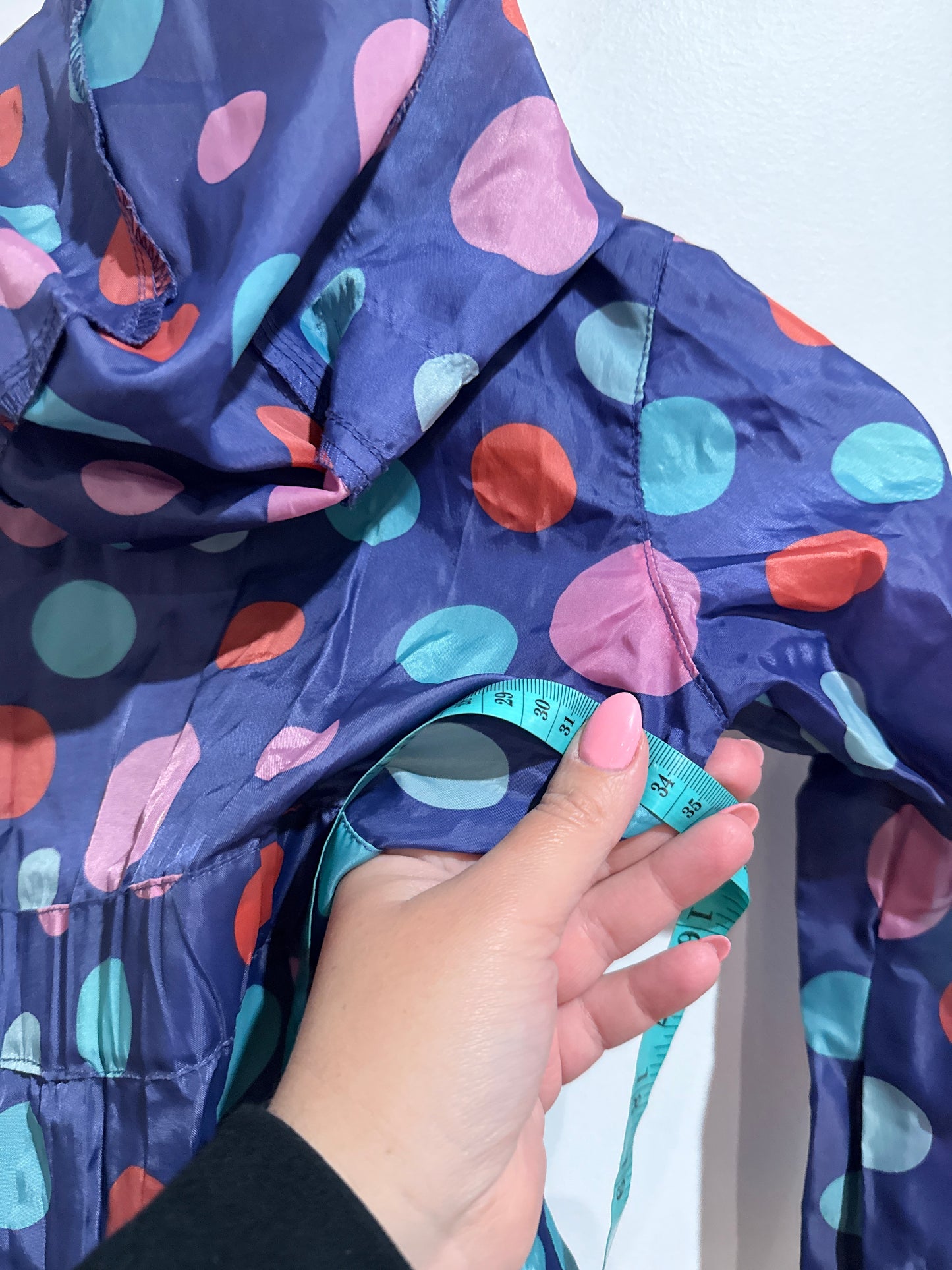 Brand Unknown Kids Waterproof Hooded Jacket Size U/Arm to U/Arm 34cm