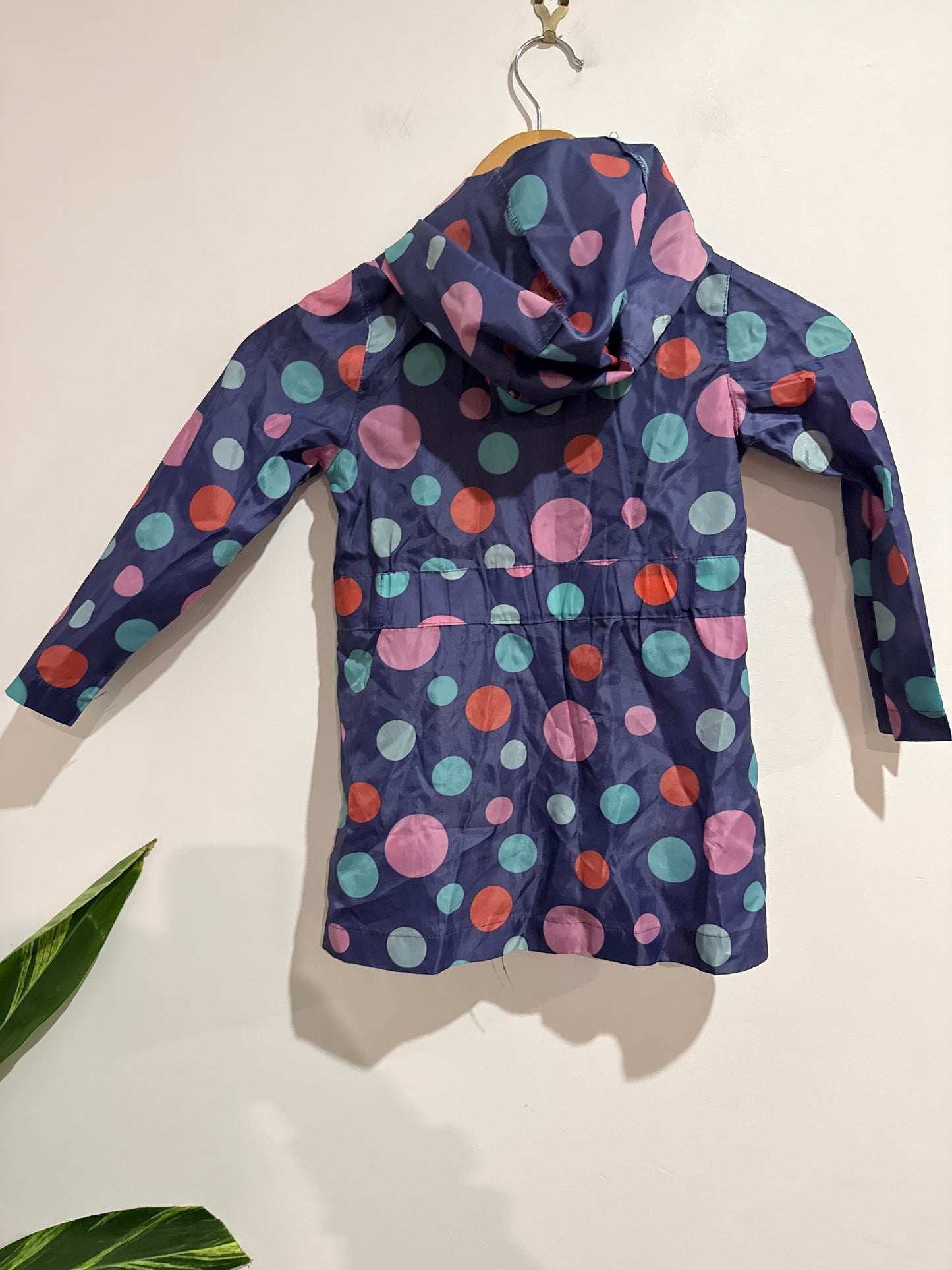 Brand Unknown Kids Waterproof Hooded Jacket Size U/Arm to U/Arm 34cm