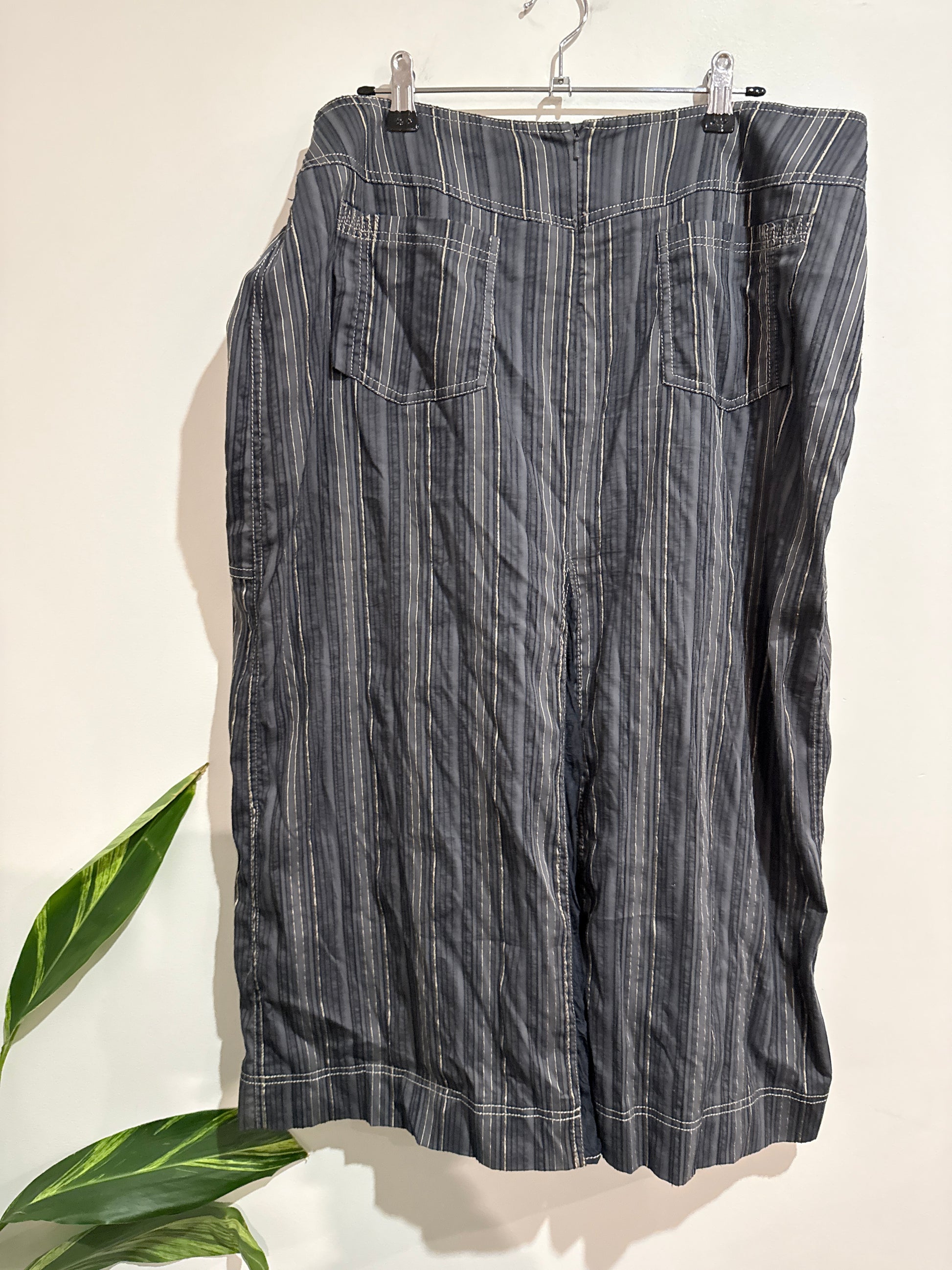 Lifespace Pinstriped Midi Skirt Size ize: 18 | Waist 96cm