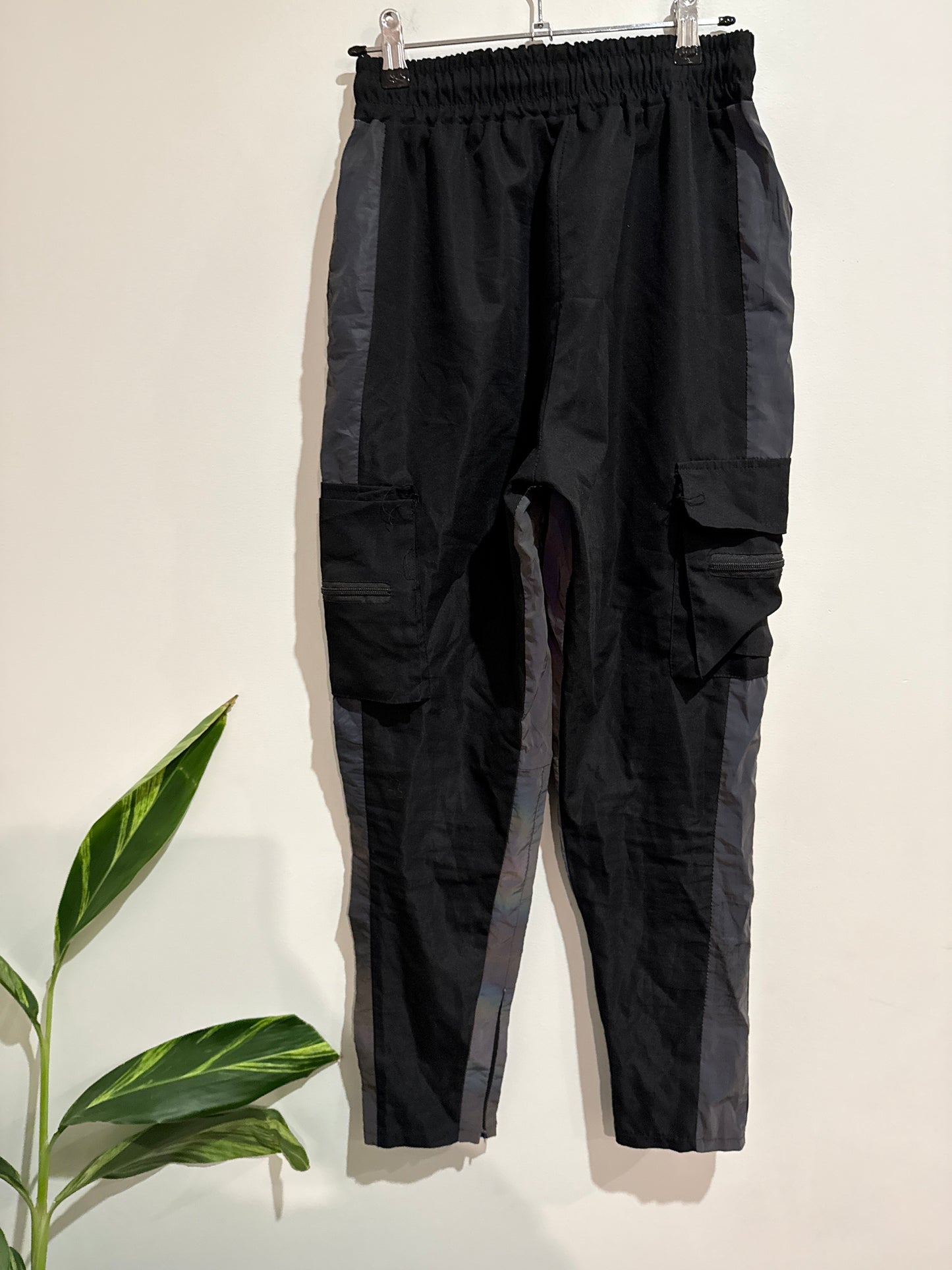 Brand Unknown Cargo Pants Size Waist 66cm