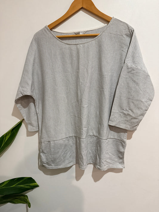 Spirit Striped Loose-fit Top Size L
