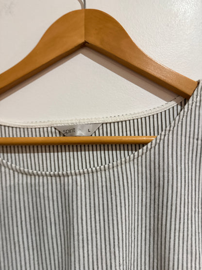 Spirit Striped Loose-fit Top Size L
