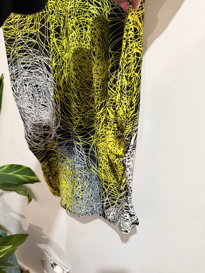 GL Abstract Pattern Top Size U/Arm to U/Arm 50cm