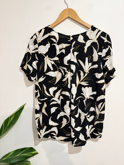 Anko Floral Top Size 16