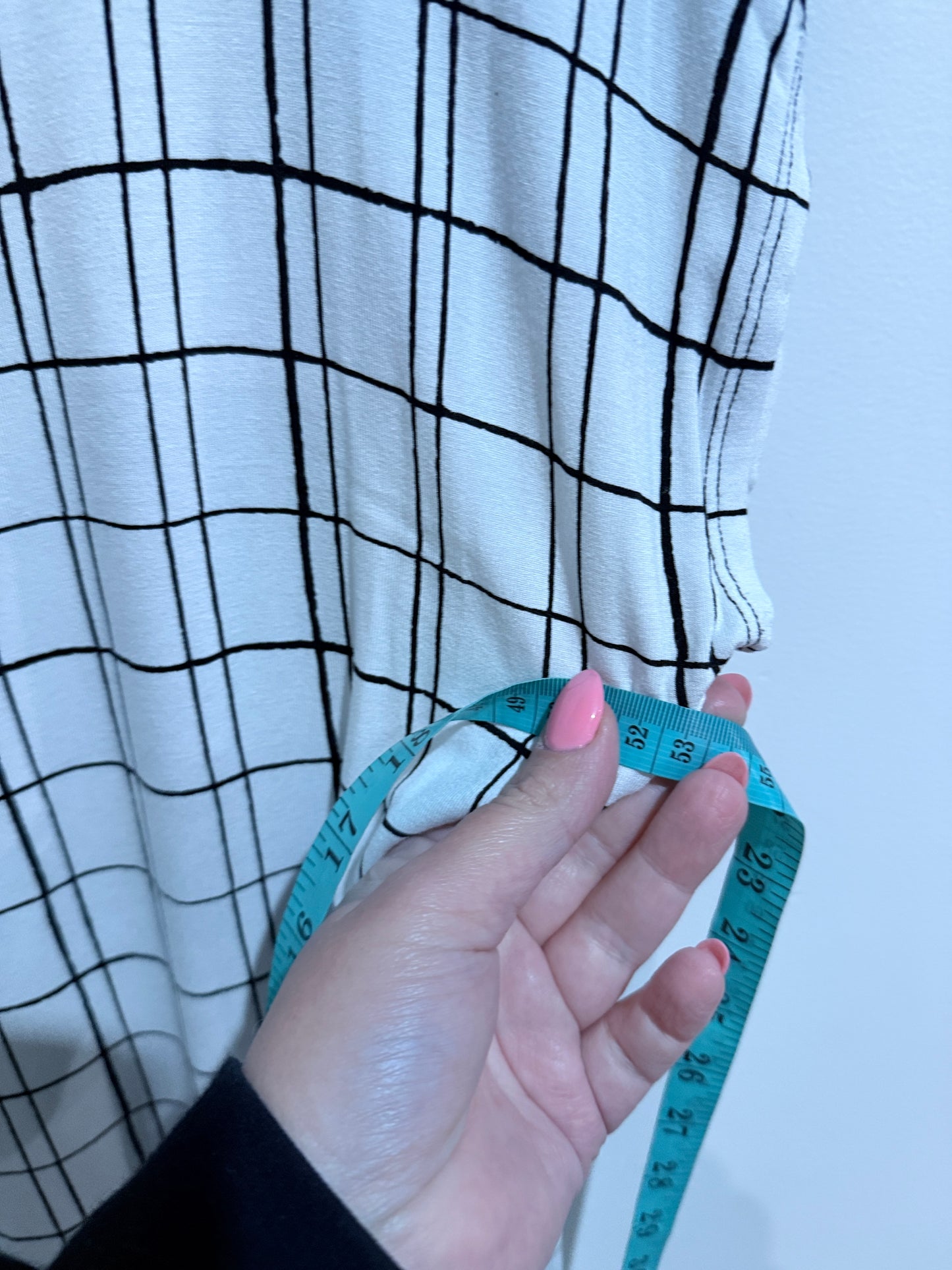 Main Body: Boatneck Top Size U/Arm to U/Arm 53cm