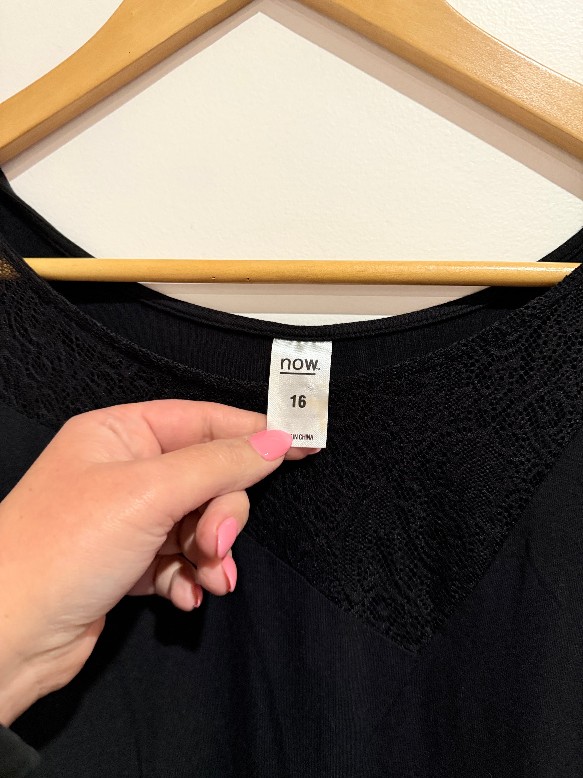 Now Contrast Lace Panels Top Size 16