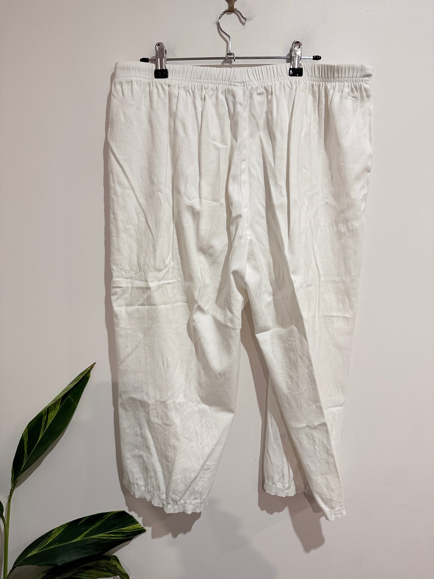Maya Straight-leg Pants Size L
