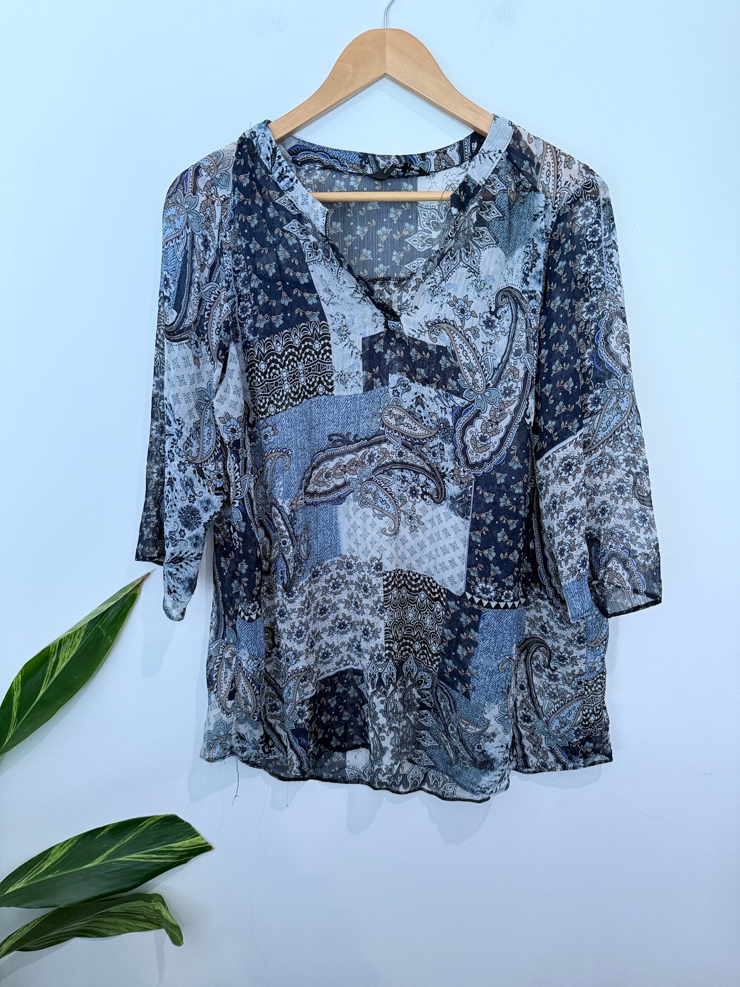 Miladys Patchwork Paisley Print Shirt Size 16/40