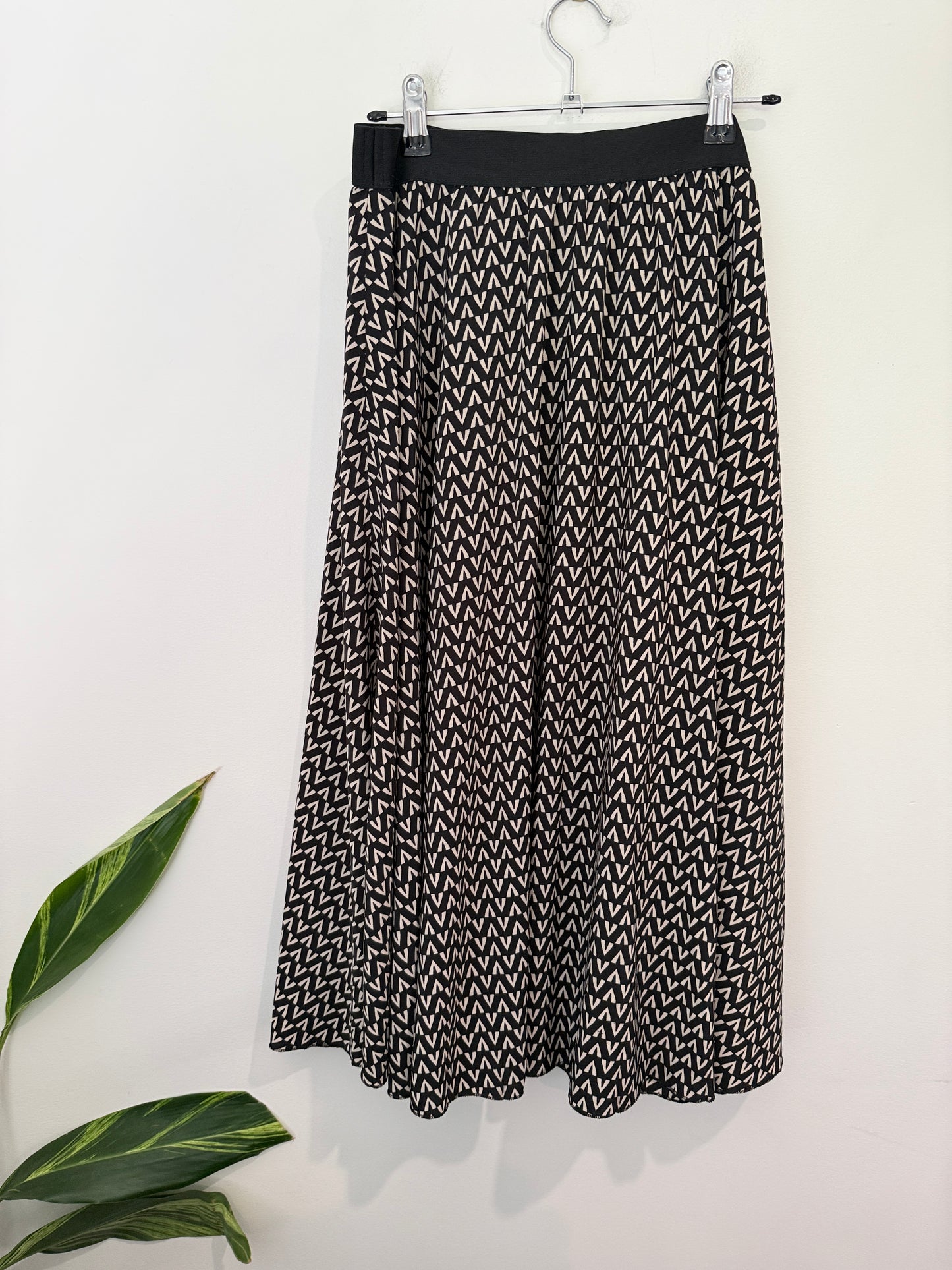 Oliver Black Geometric Patterned Midi Skirt Size 12
