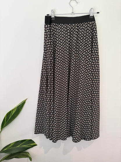Oliver Black Geometric Patterned Midi Skirt Size 12