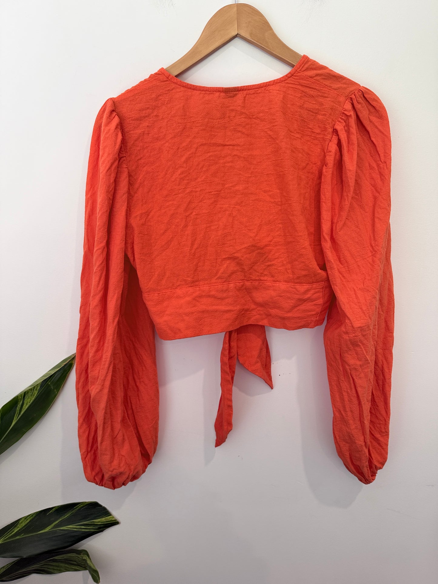 Shein Textured Tie-front Crop Top Size L