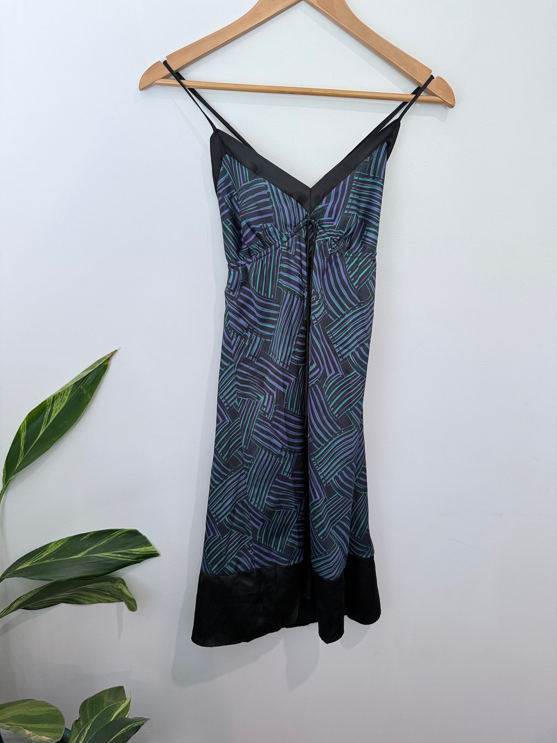 Max Lounge Dress Size 6
