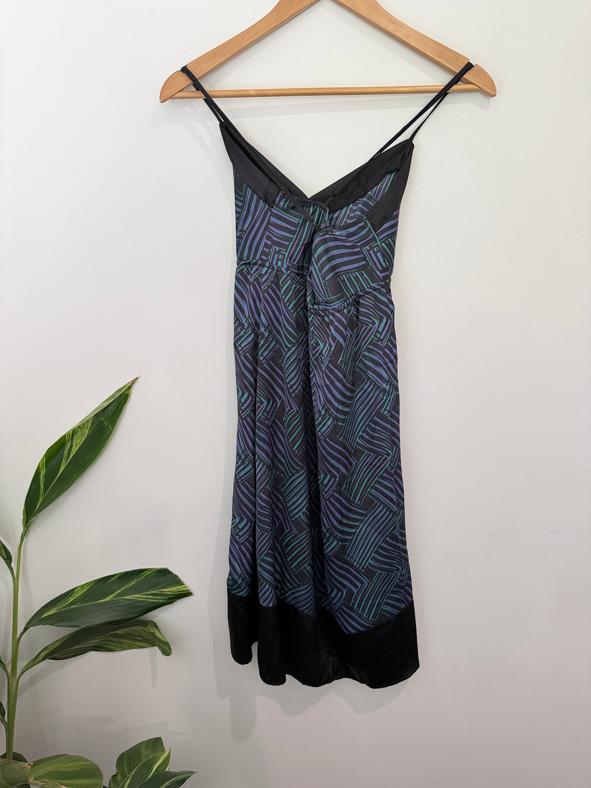 Max Lounge Dress Size 6