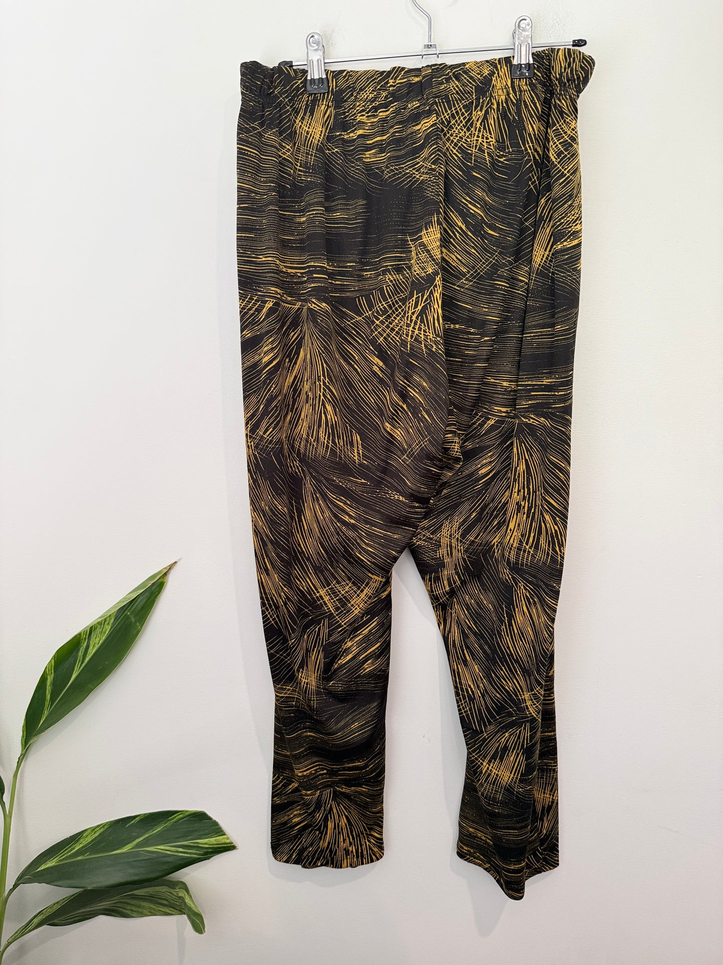 XXL | Waist 78cm High-waisted Patterned Trousers