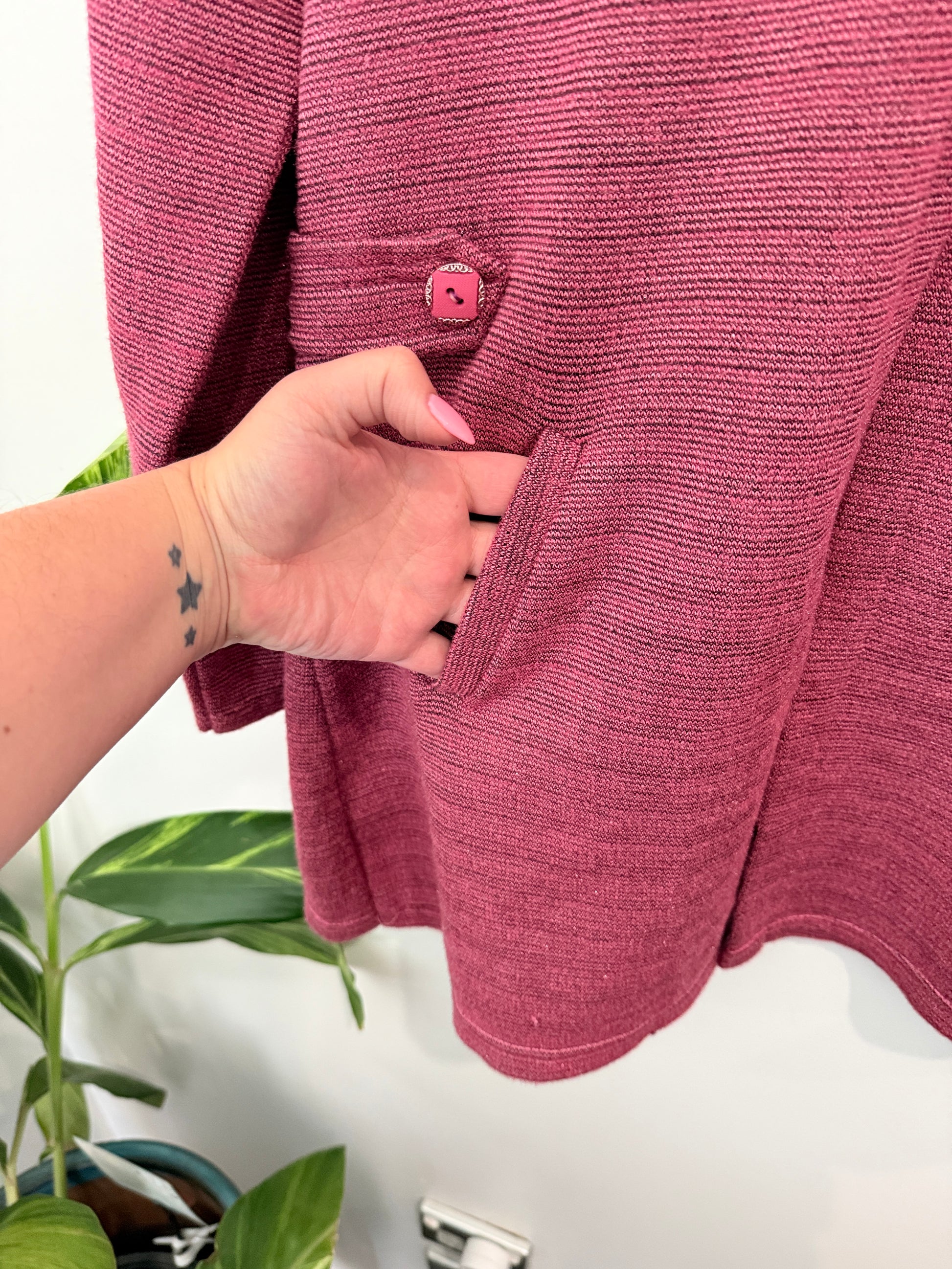 Tripple-v Longline Knit Cardigan Sweater Size XXL | U/Arm to U/Arm 55cm