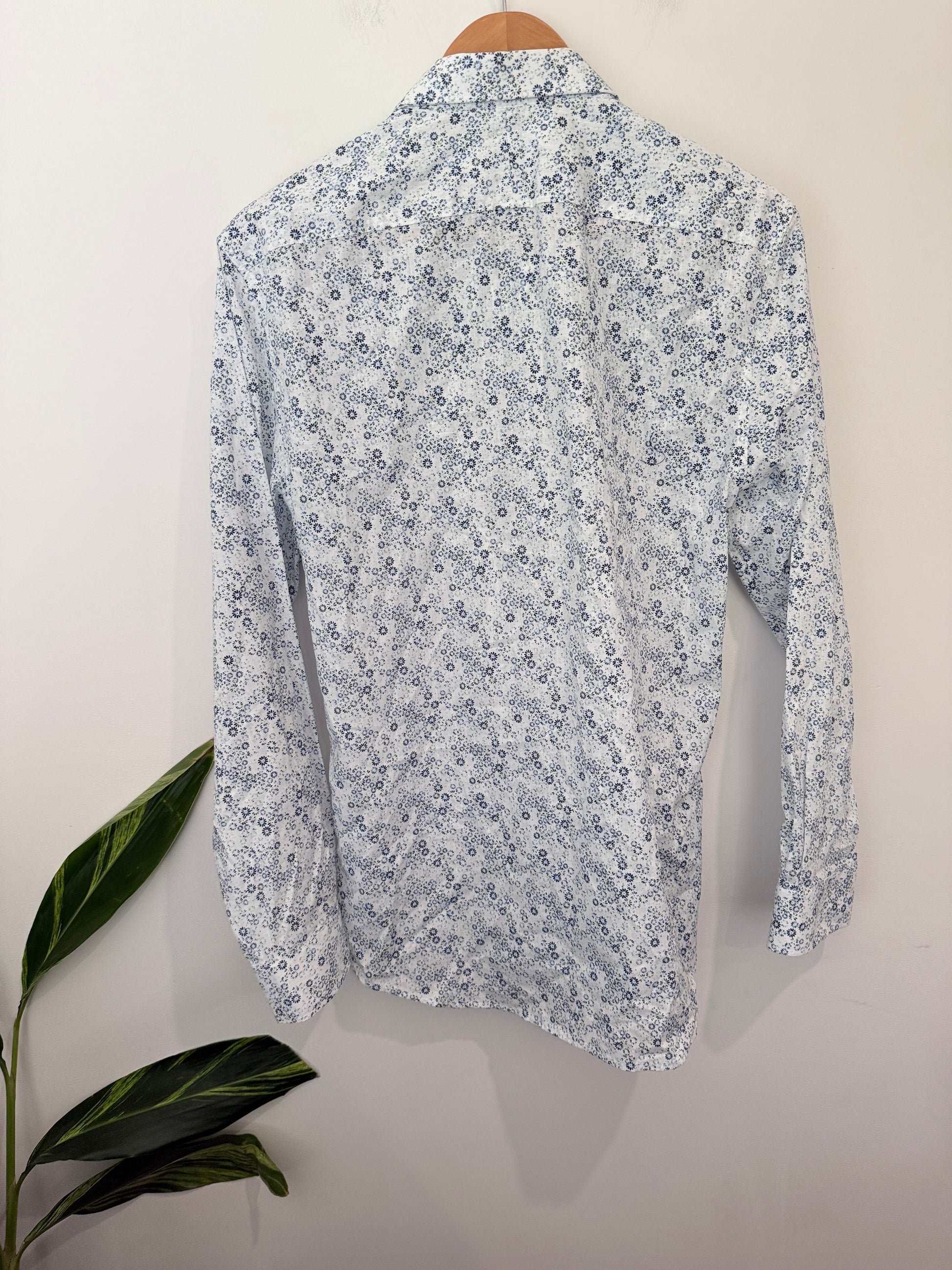 L + L Micro-floral Print Long-sleeve Shirt Size Medium