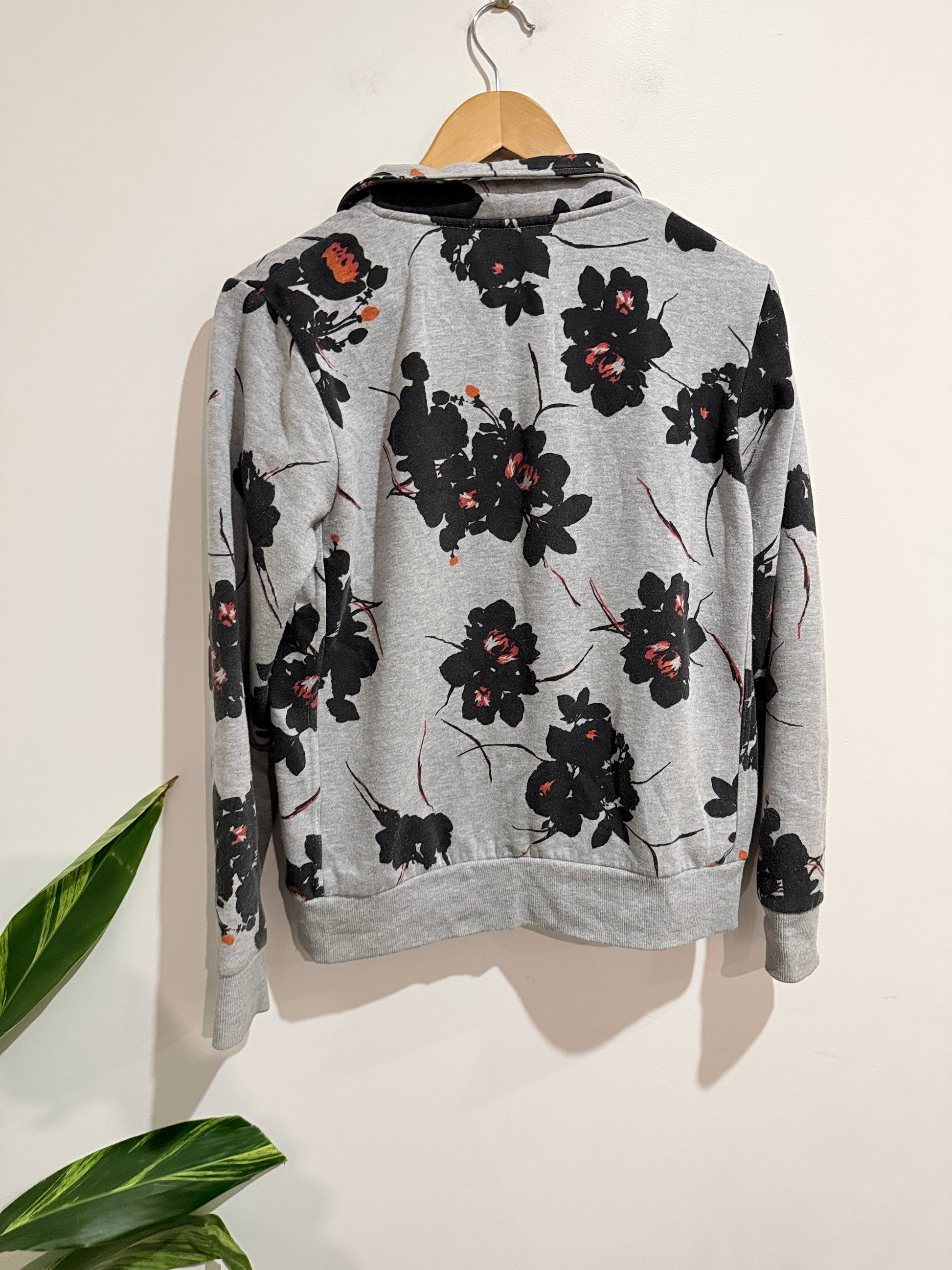 Ella J Floral Pattern Full-zip Hoodie Size M