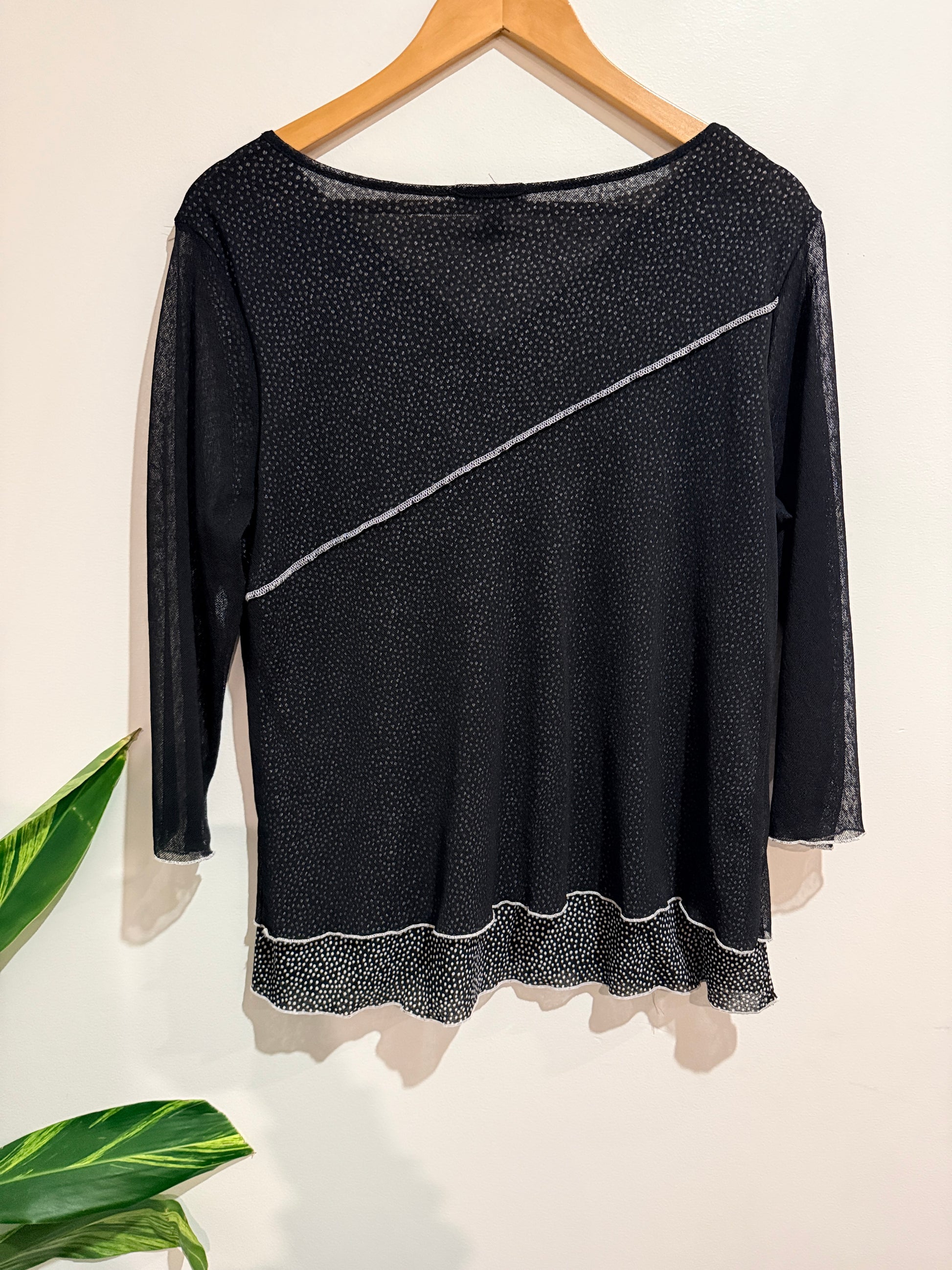 Salsa (NZ Made) Tunic-style Shirt Size 18
