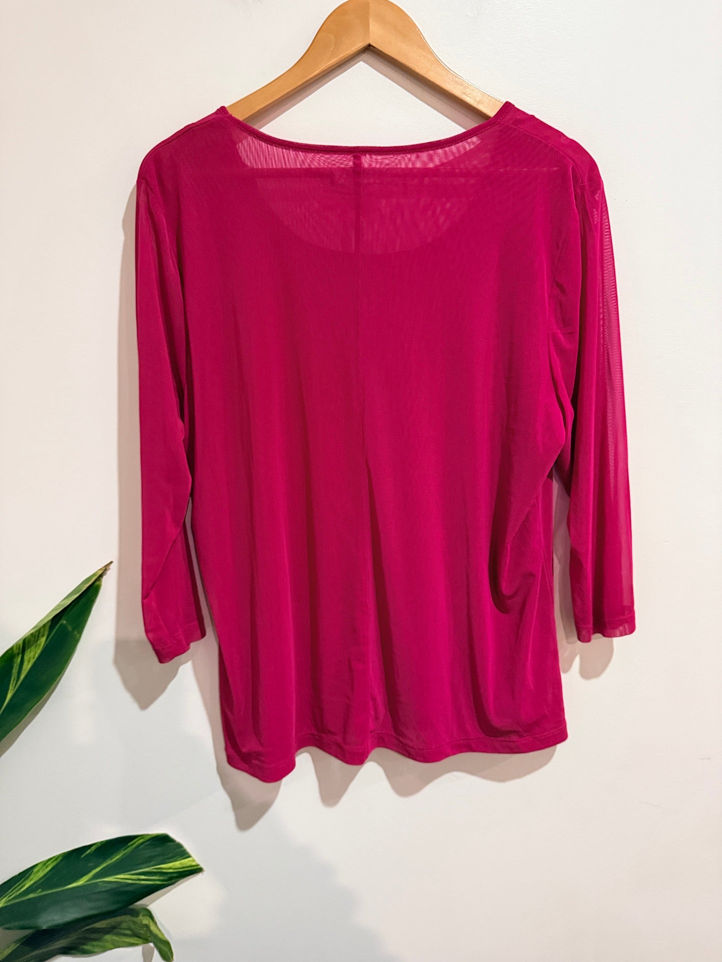 Spirit 3/4 Sleeves Top Size XL