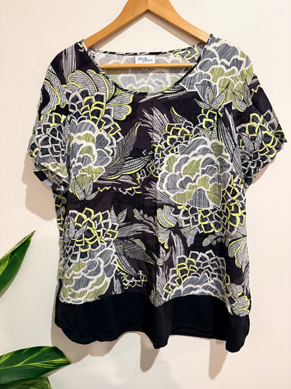 Millers Flower Patterns Top Size 16