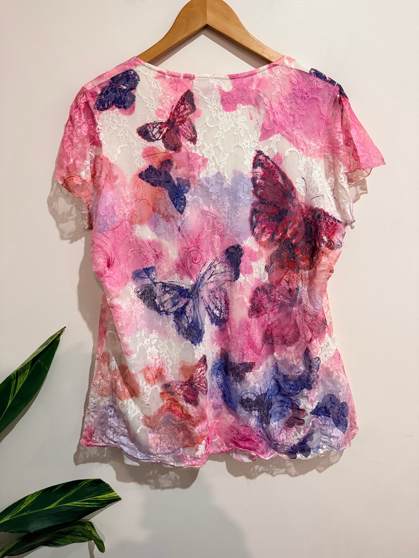 Miller Mesh Butterfly Shirt Size U/Arm to U/Arm 54cm