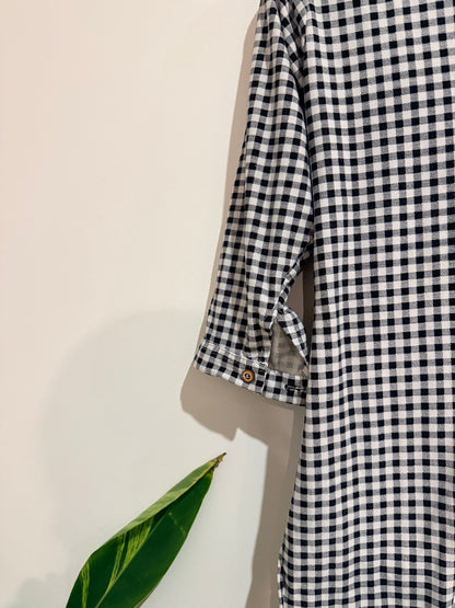 Bee Kay Checkered Tunic Top Size U/Arm to U/Arm 45cm