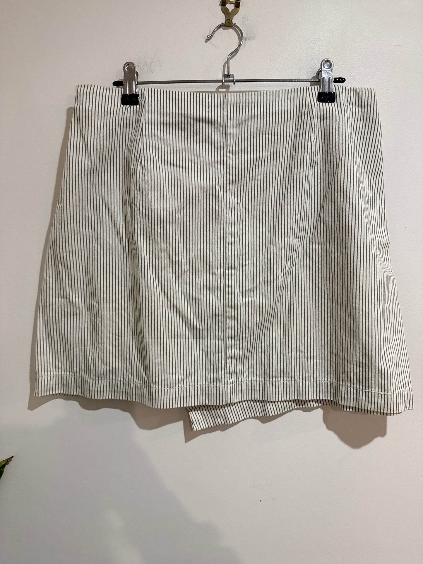 Cotton:on Striped Pattern Skirt Size M/M