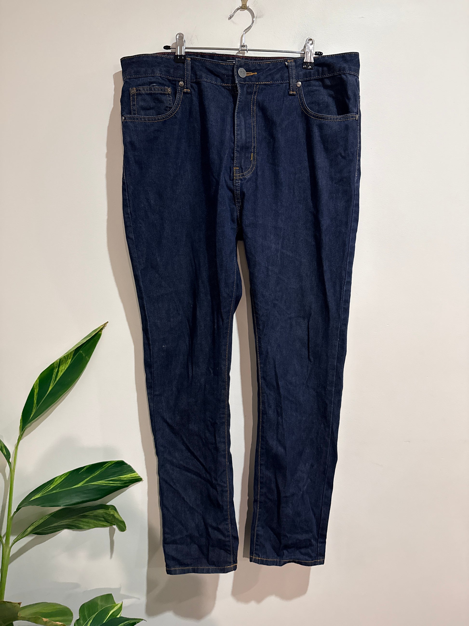IFD Straight-leg Denim Jeans Size 34"