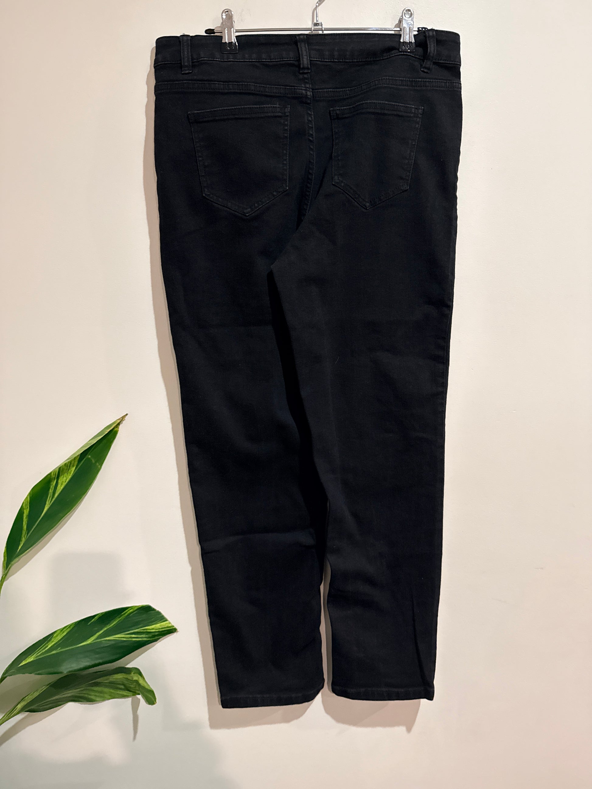 Brand Unknown Straight-fit Jeans Size 12