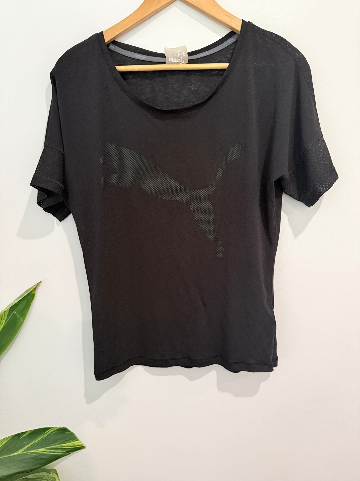 Puma Athletic T-shirt Size 12