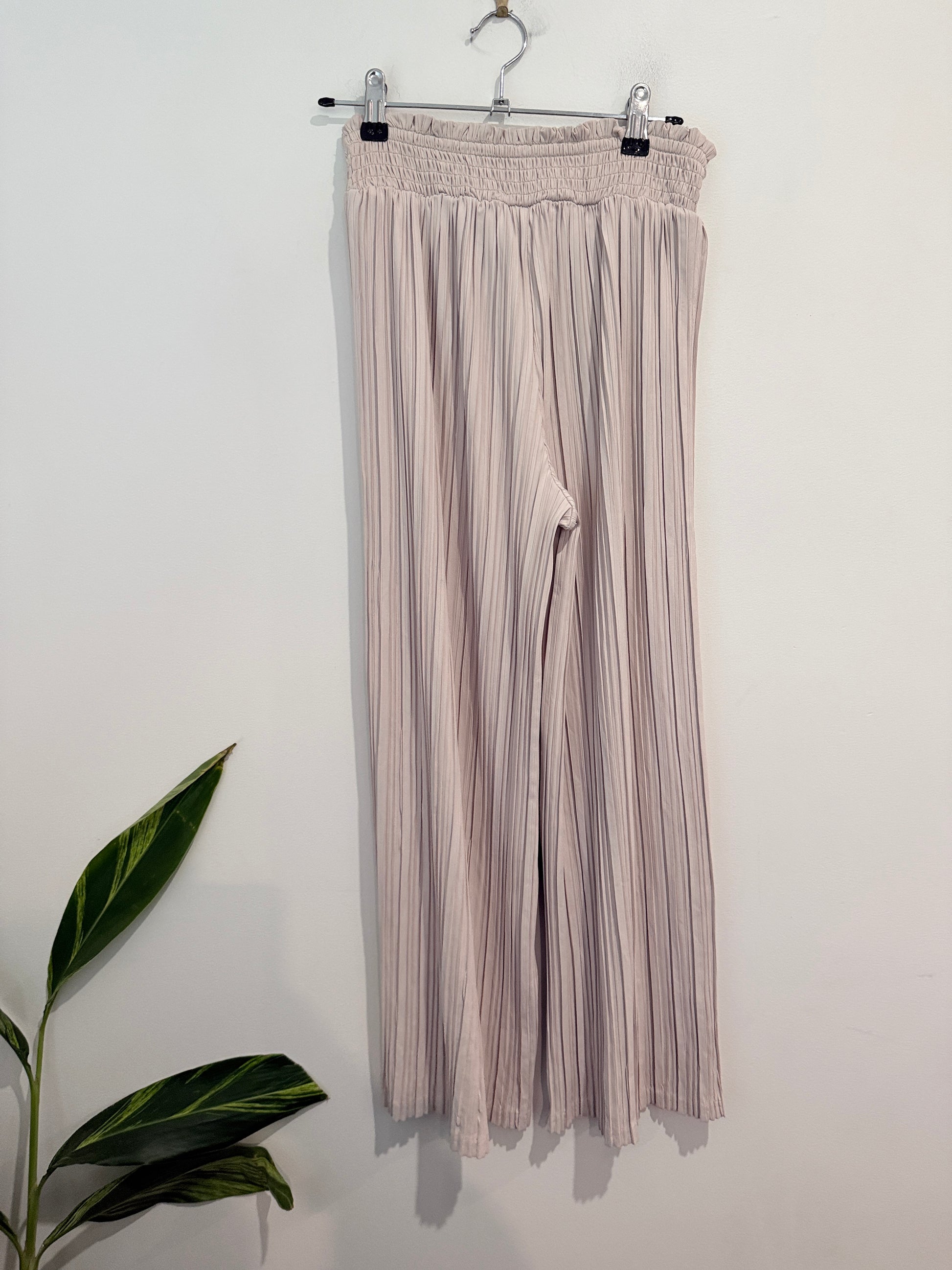 Whyte Valentyne Wide-leg Trousers Size 6