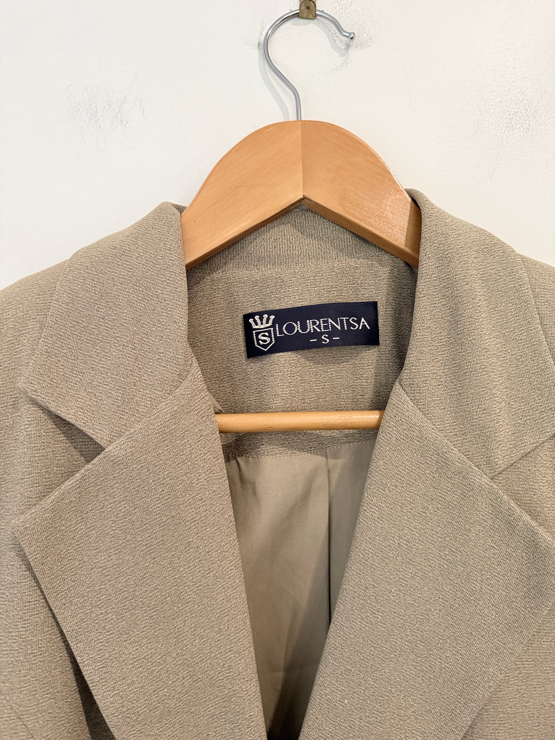 Lourentsa Tweed Blazer Size S | U/Arm to U/Arm 45cm