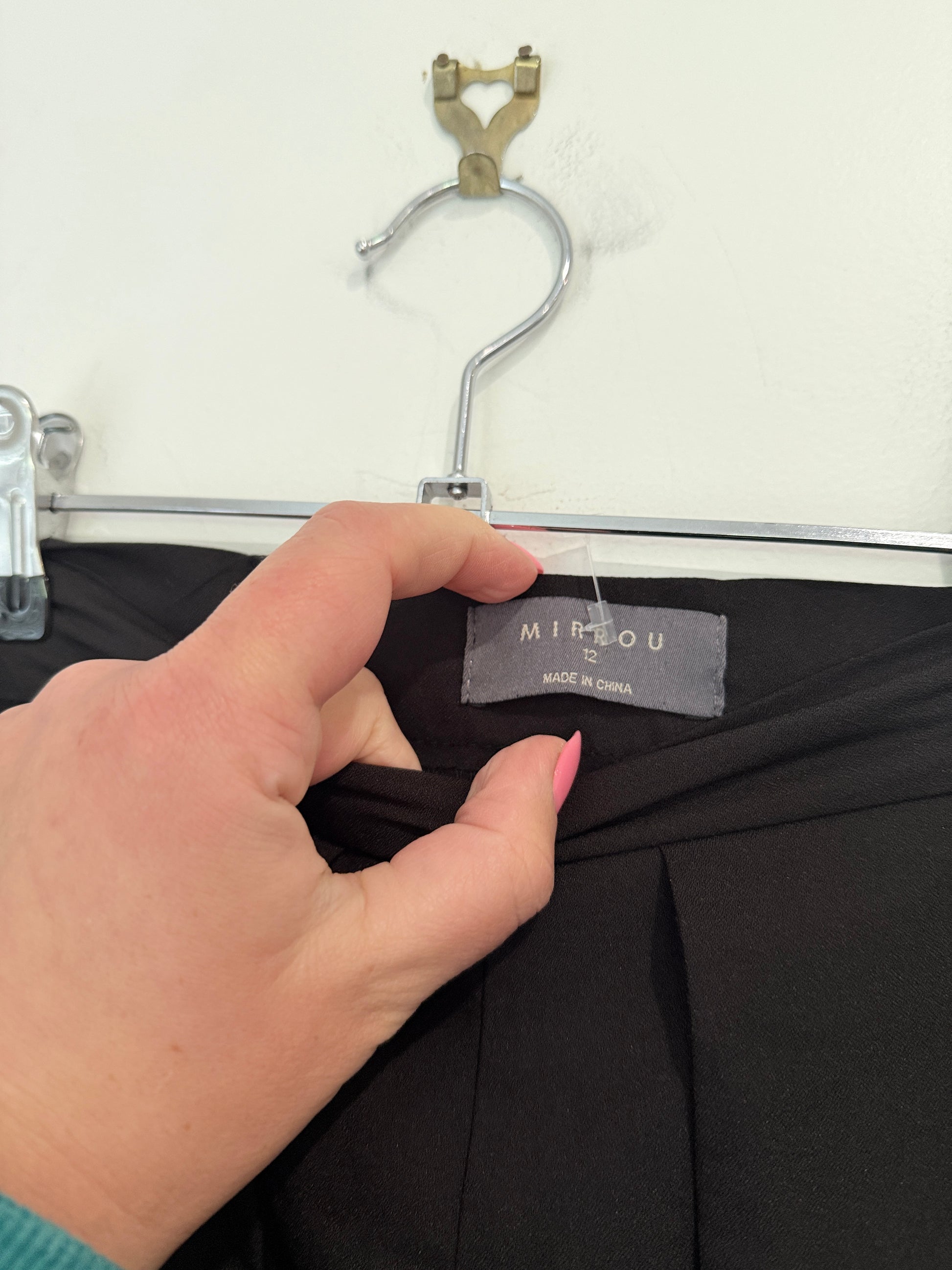Mirrou Pleated Shorts Size 12