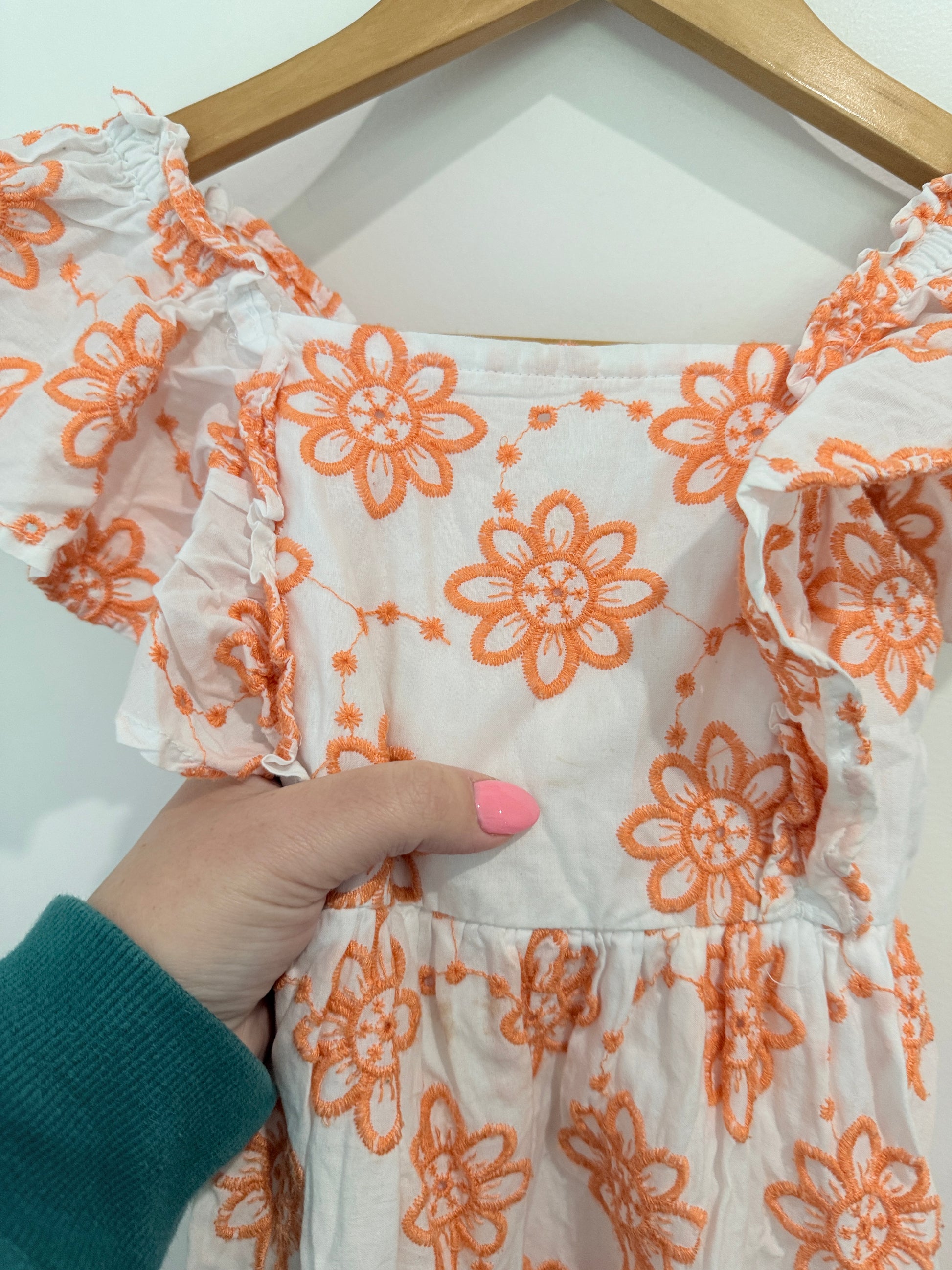 Outer & Lining: Girls Ruffled Sleeves Floral Dress Size 7
