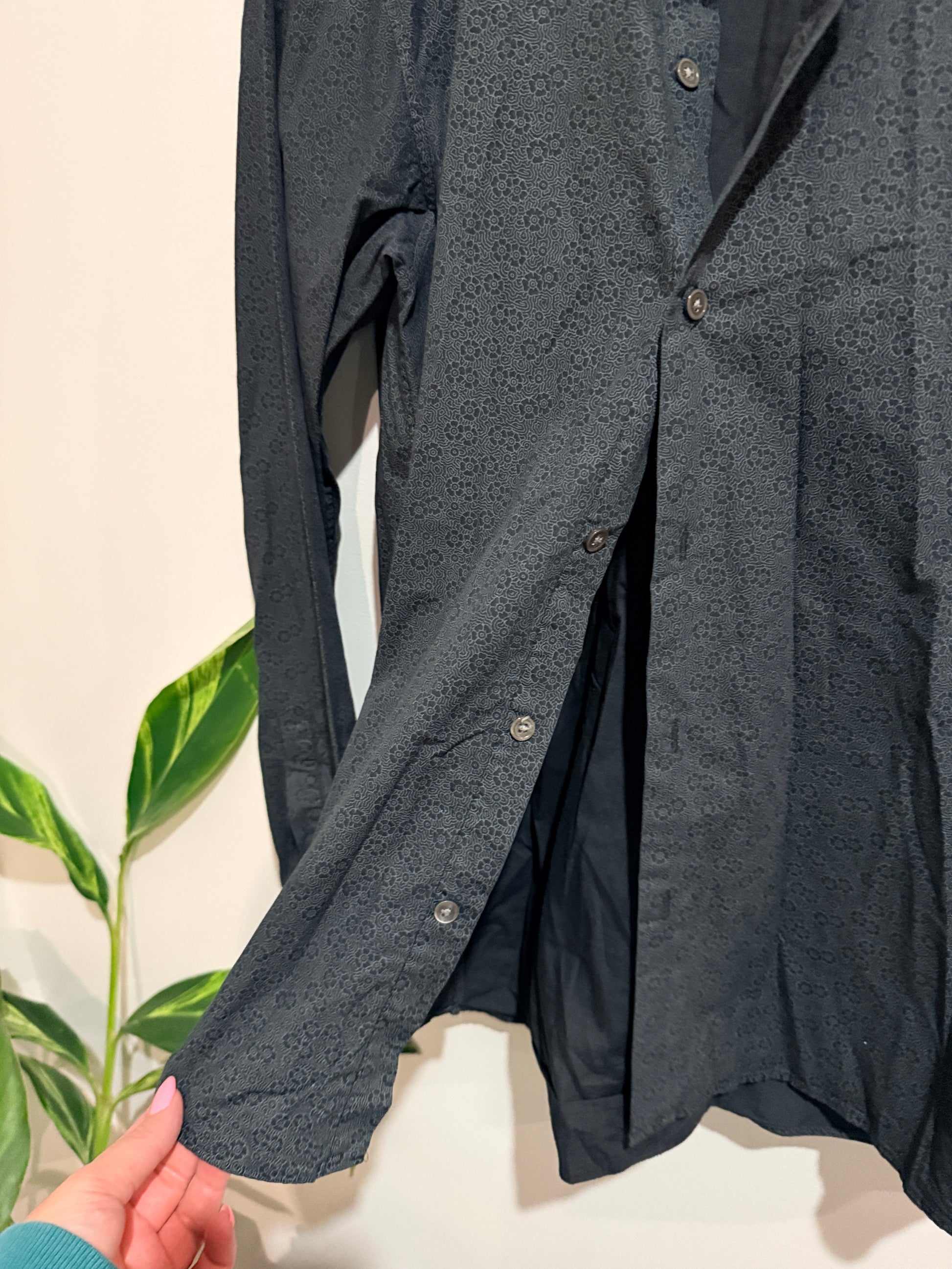 Lirrie Brother Button-down Shirt Size XXL | U/Arm to U/Arm 59cm