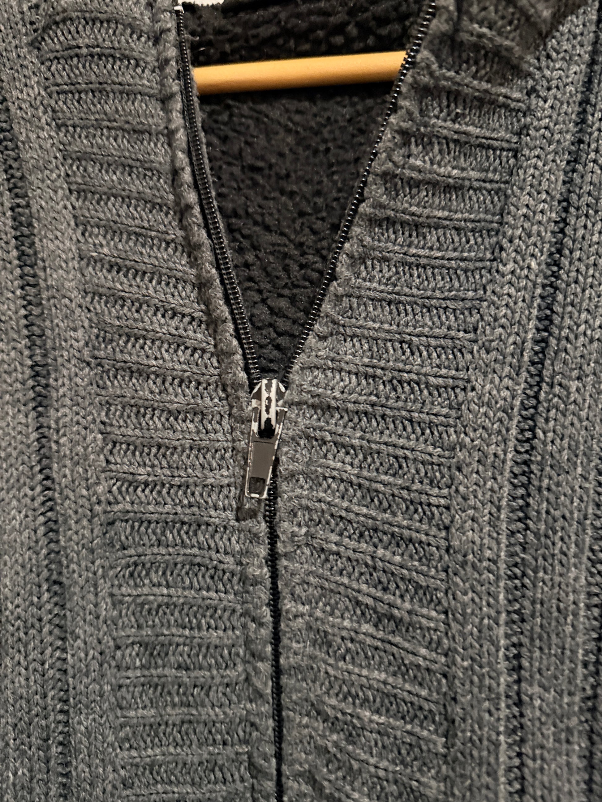 Match Ribbed-knit Zipper Hoodie Size S